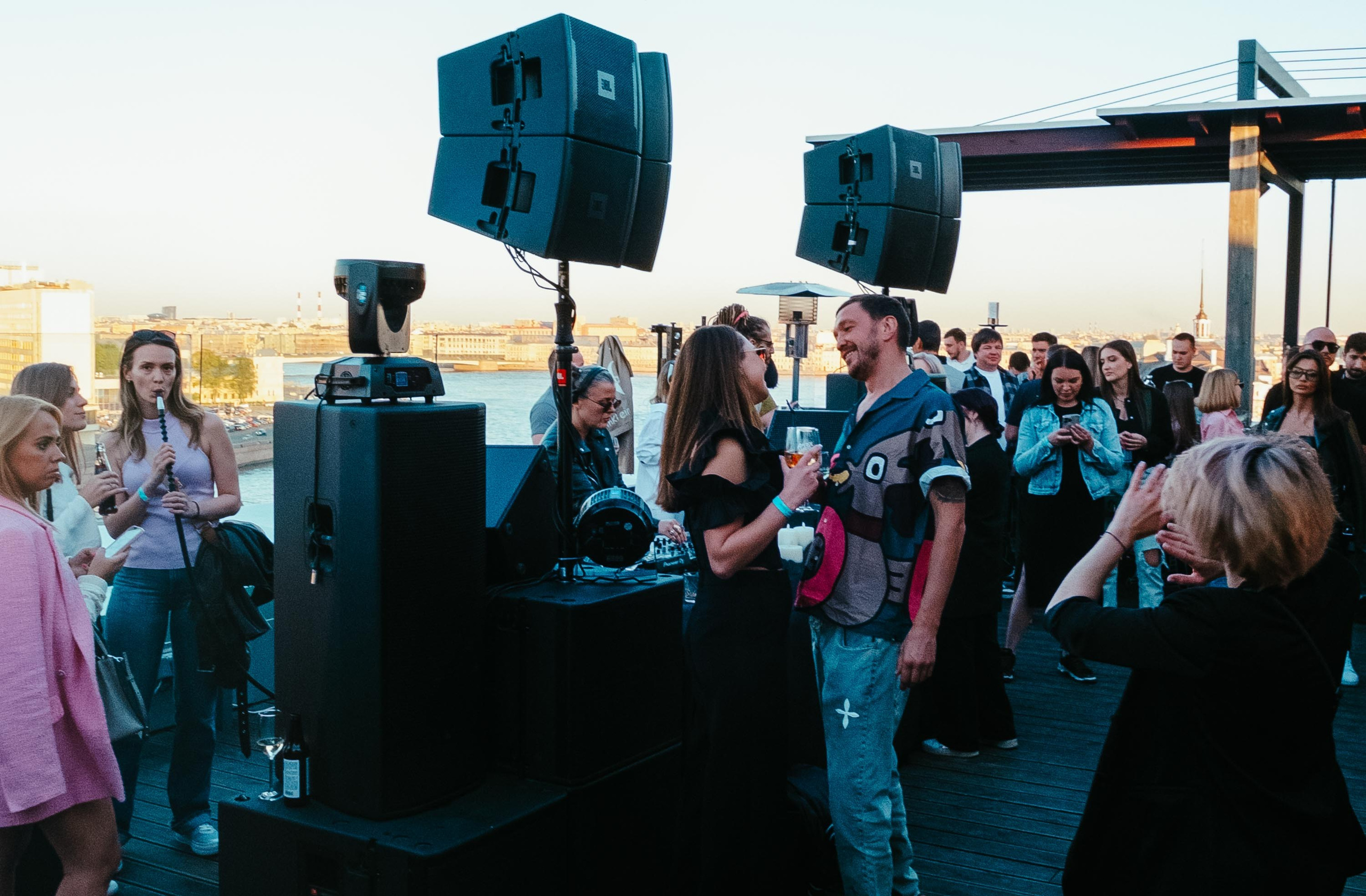 ROOF PLACE 18\05. Коммерческий Фотограф Виктор Фоменых