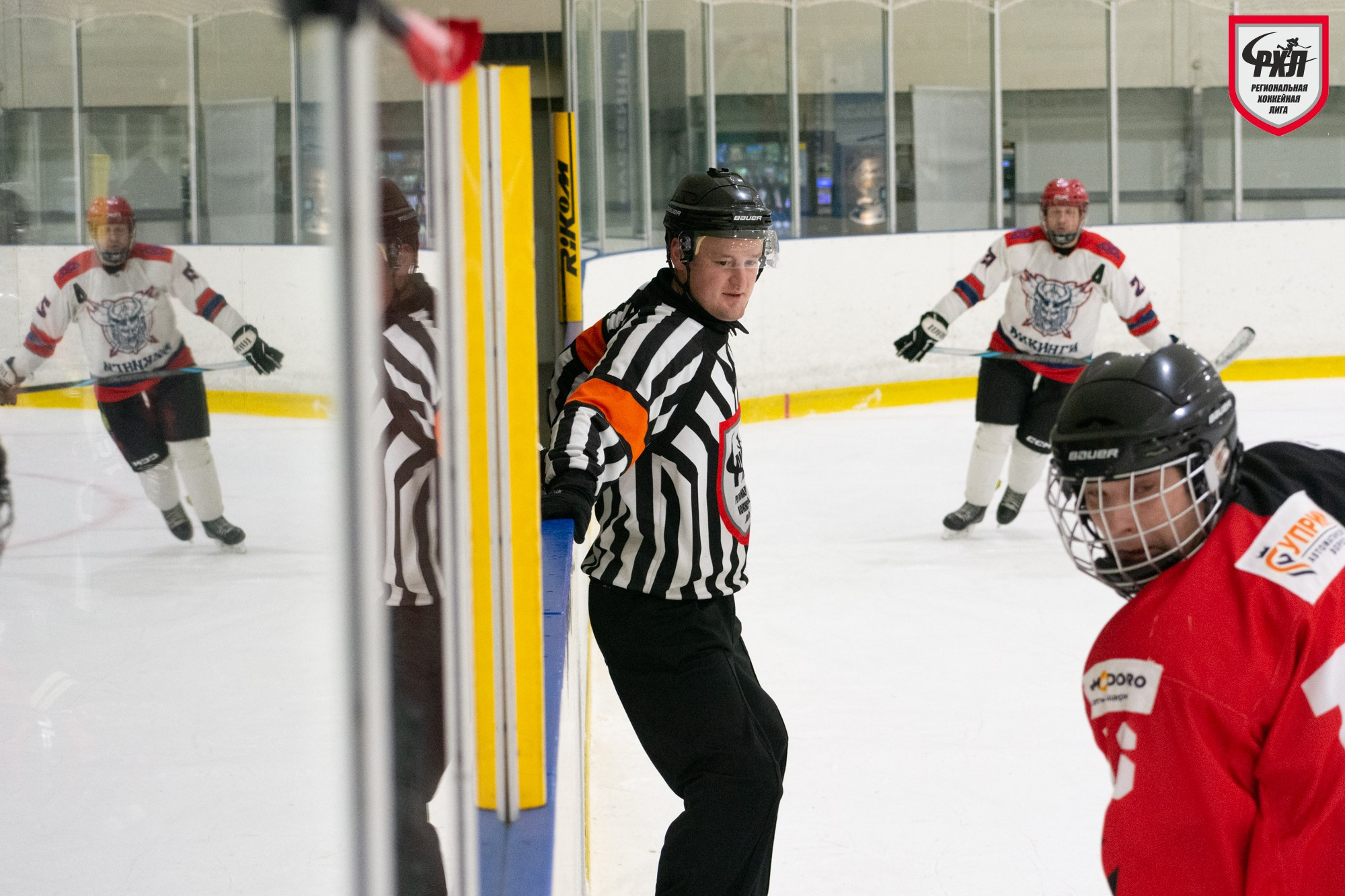Хоккей. Фотограф Максим Буряк