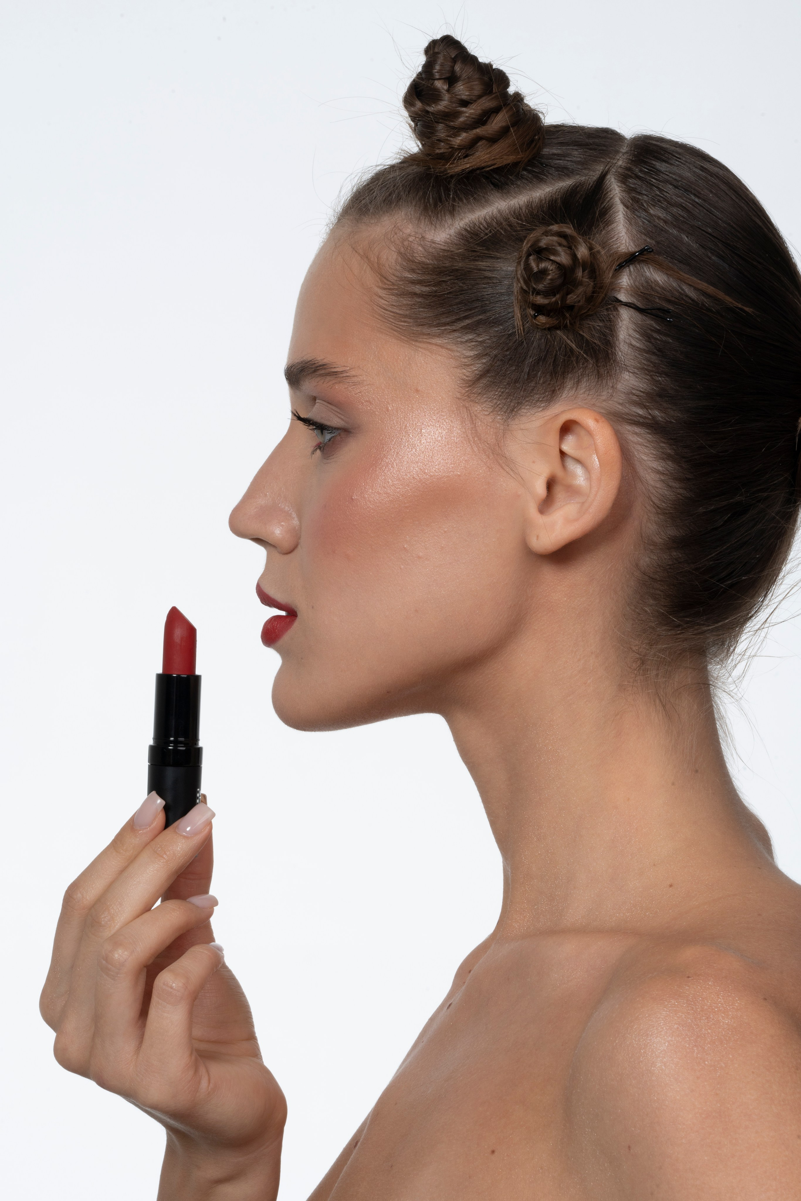 Ретушь фотографий. Retoucher Оксана Мадиева