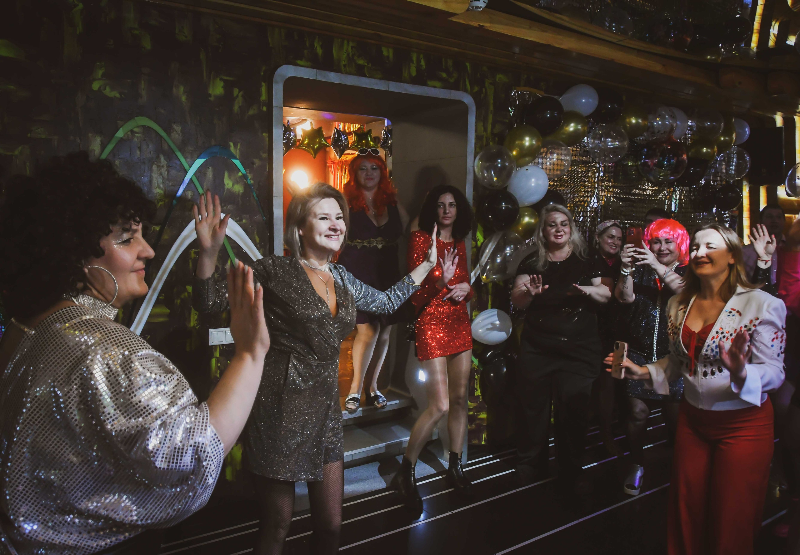 Свидетели дискотеки 80х. Репортажный и детский фотограф в Новосибирске