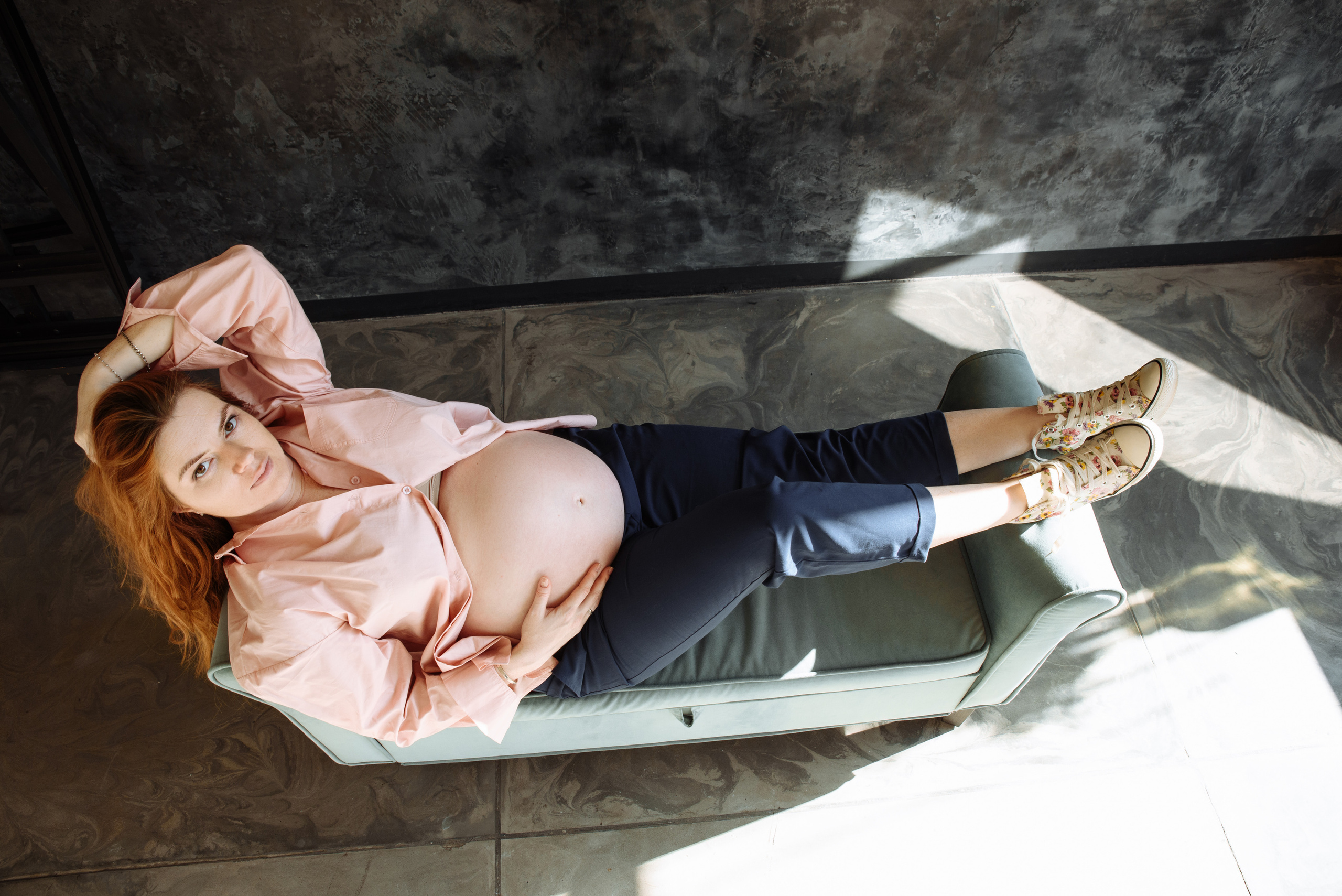 Беременность и ньюборн. Портретный фотограф Москва, репортаж и естественная постановка