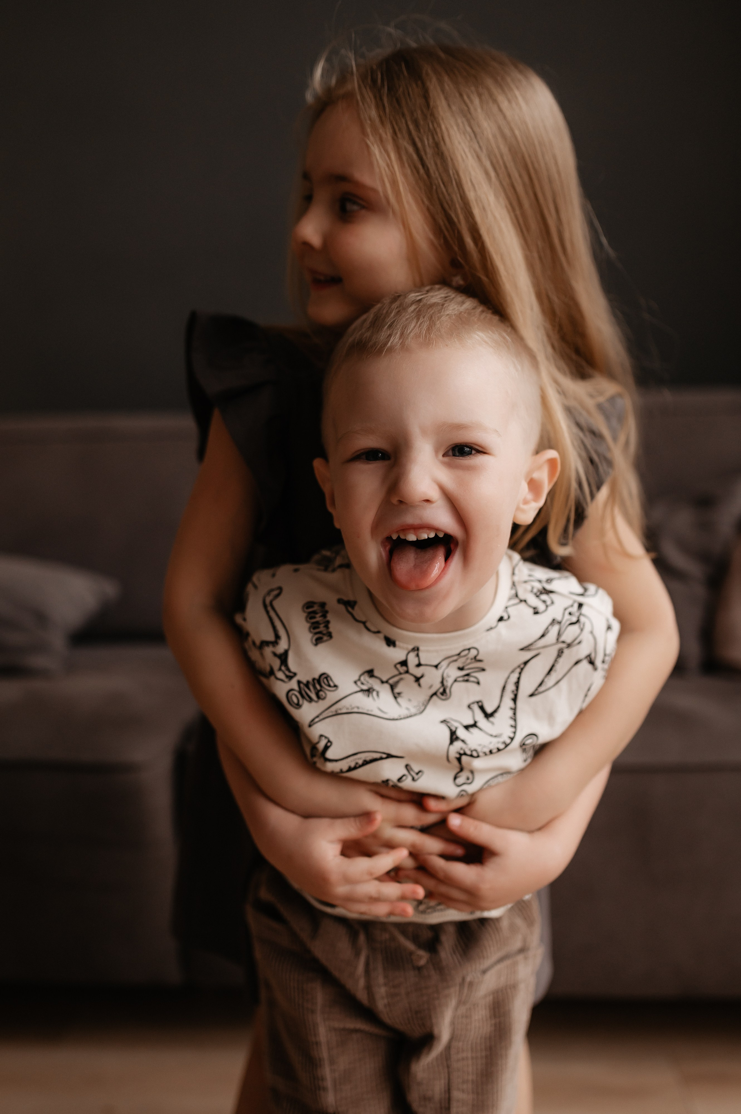 В минималистичной студии. Главная