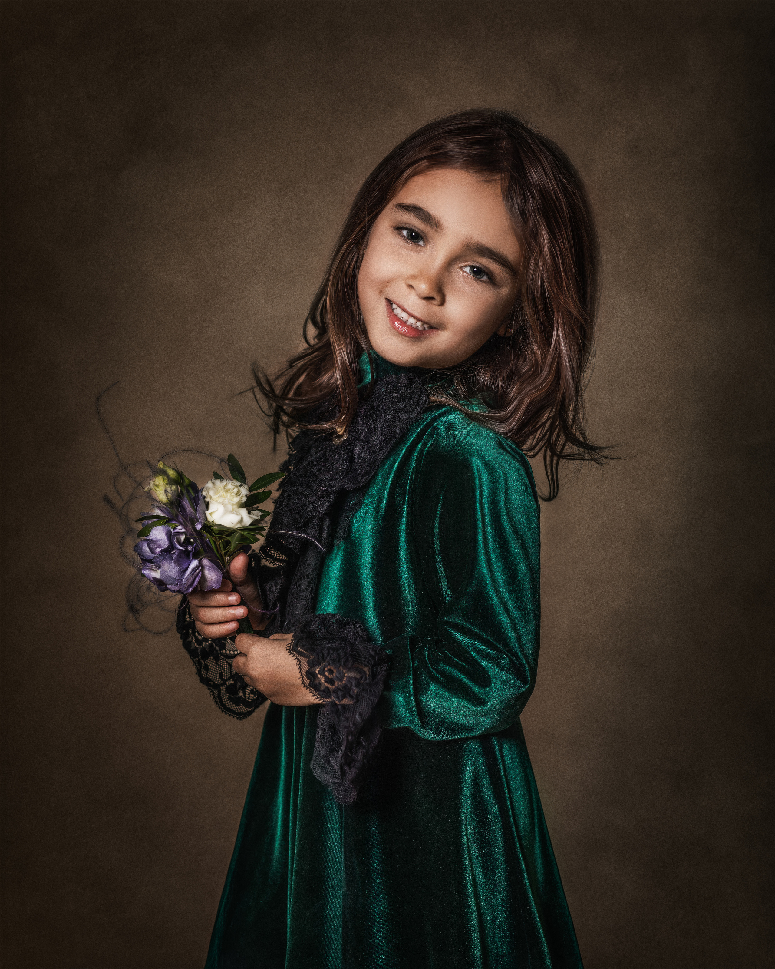 Анна Лебедева Фотограф детский семейная съемка женский портрет студийсная съемка фотоконтент креативные необычные сказочные левитация 