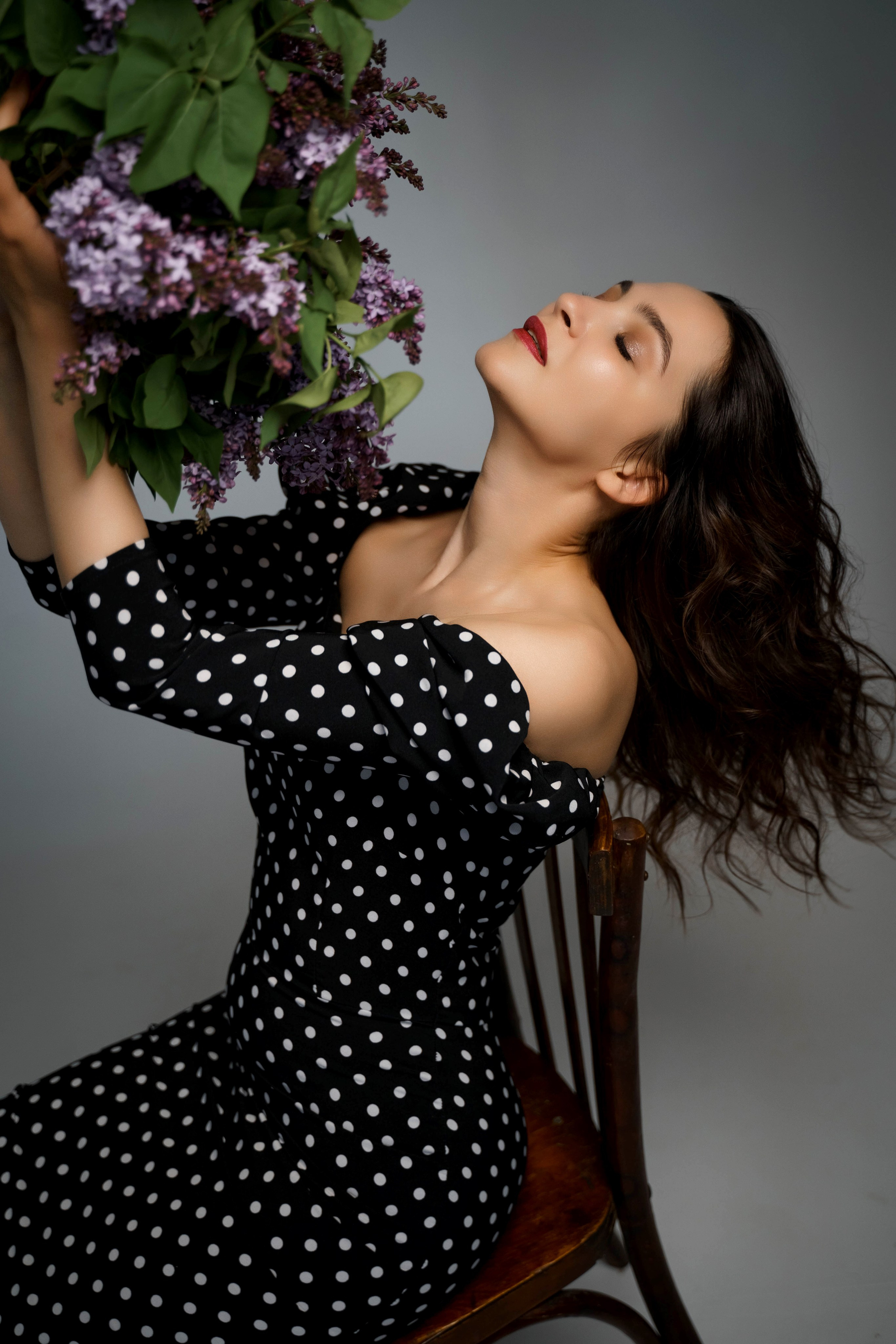 Аня и сирень