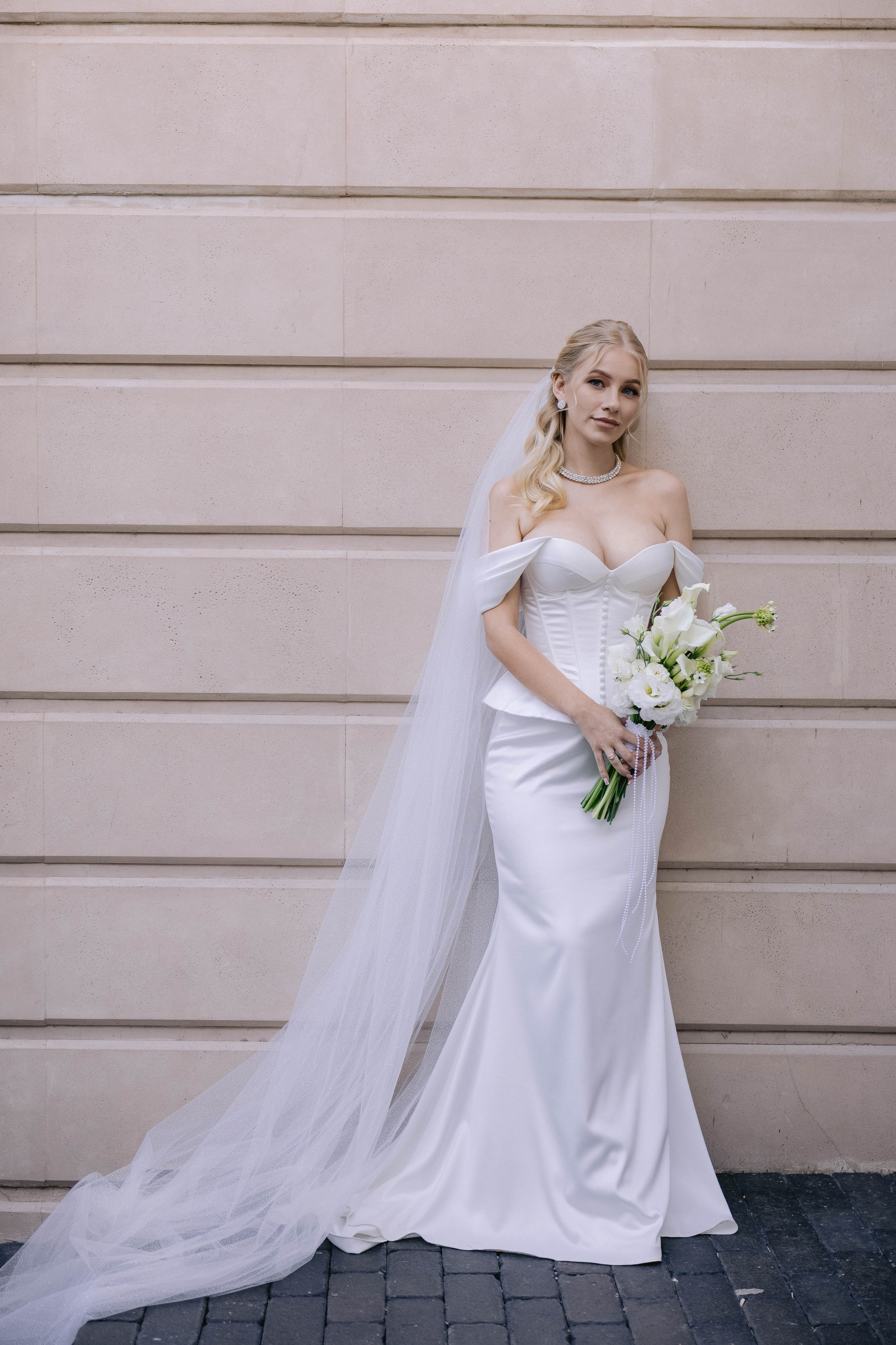 Ангелина, Ефим (прогулка после ЗАГСа). Фотограф в Волгограде Кристина Прохоренко