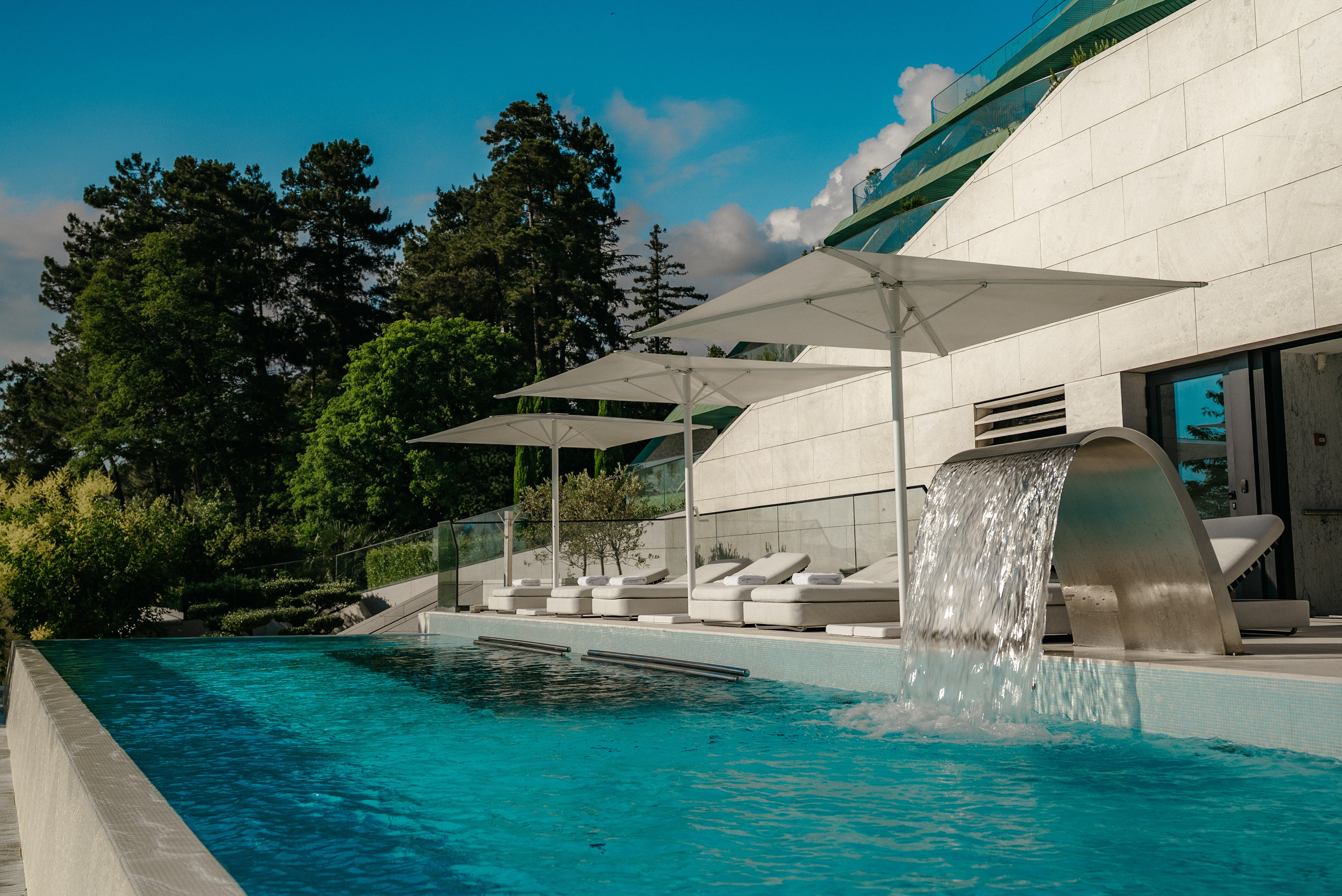 REEF RESIDENCE MEDIA HUB