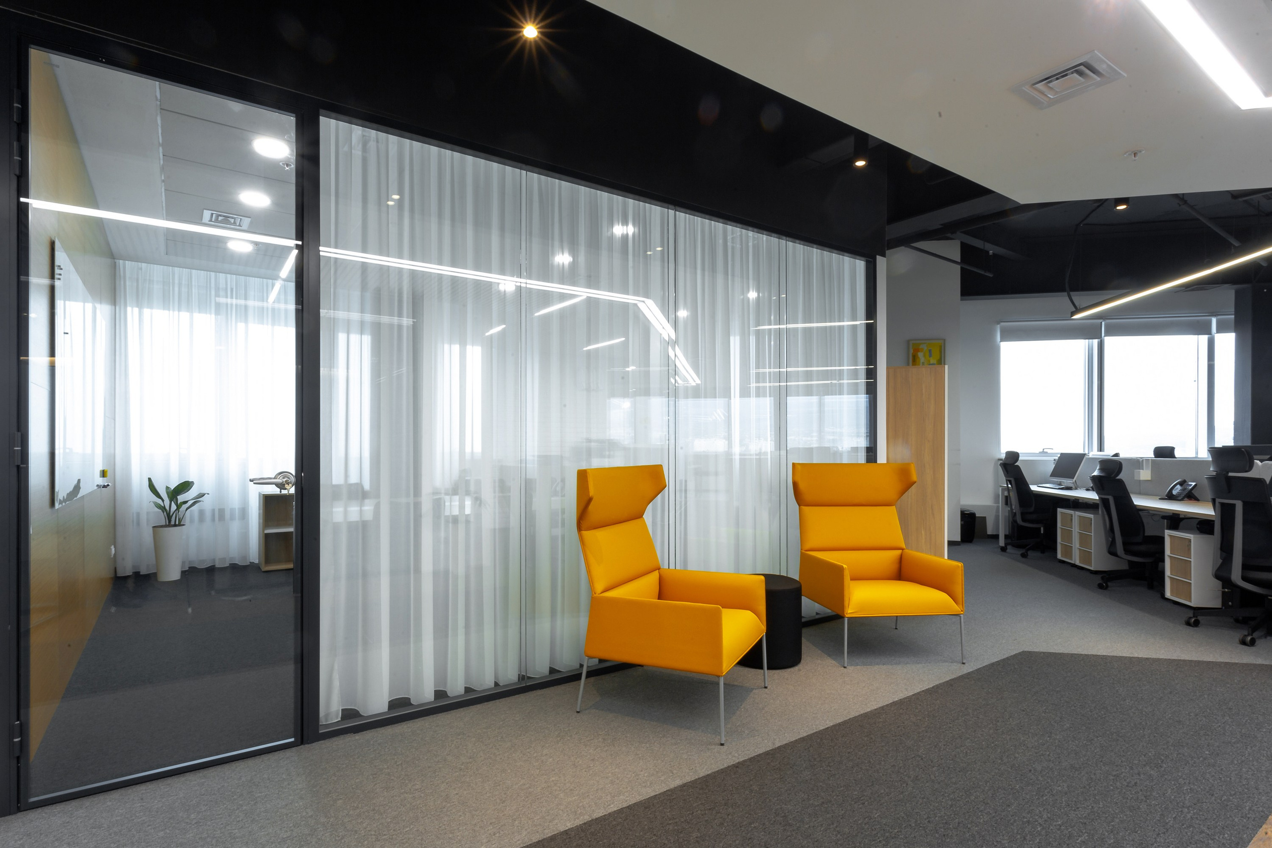 Mercure space. Репортажный фотограф в Алмате Чумаков Георгий