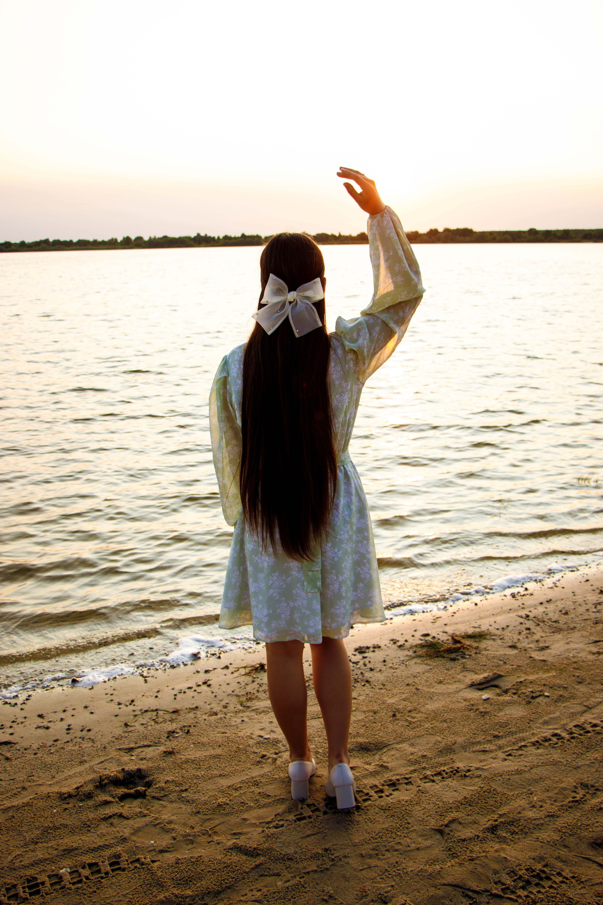 Эмилия у озера. Фотограф Татьяна Матрос