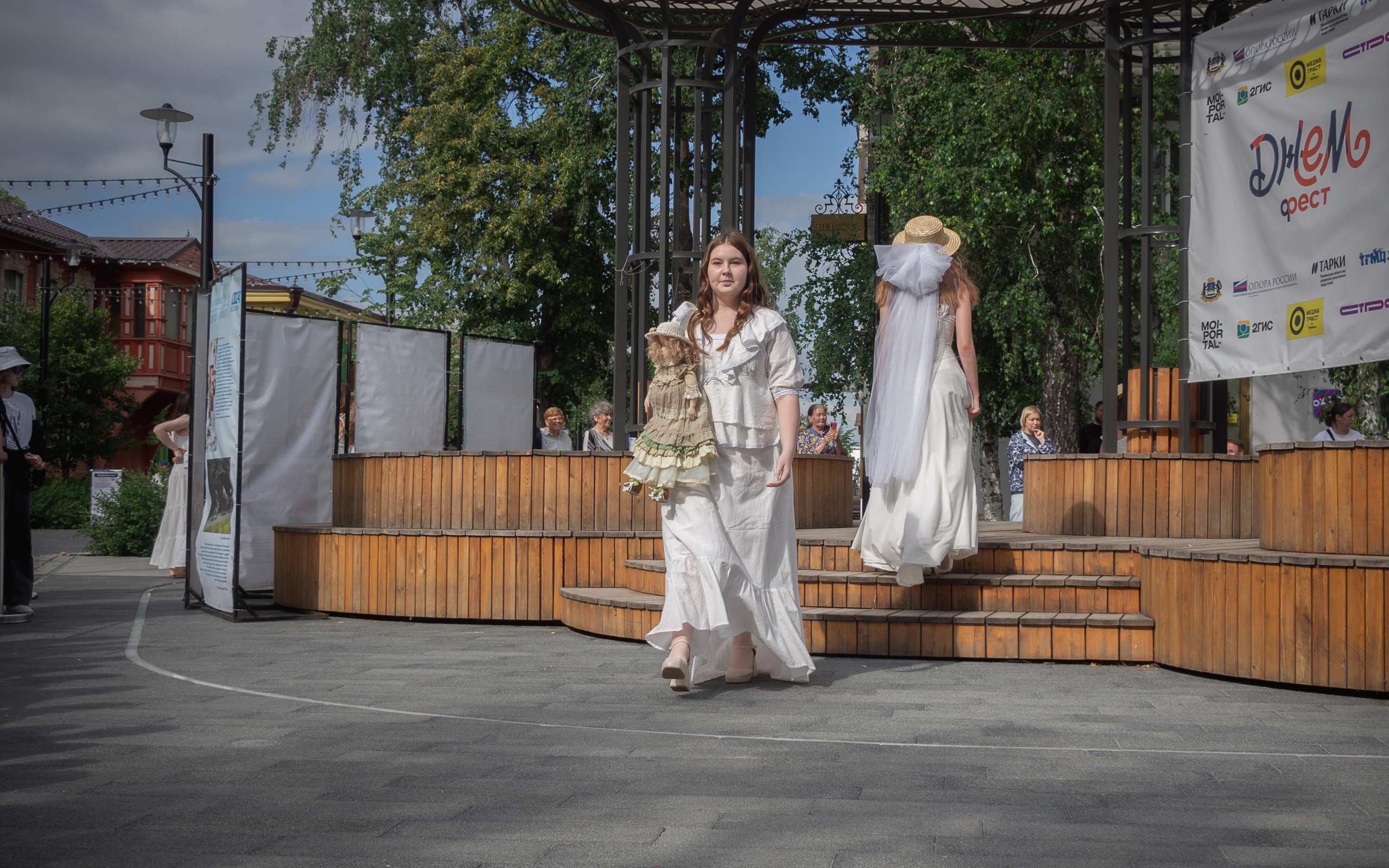 Модные показы на фестивале «Джем»