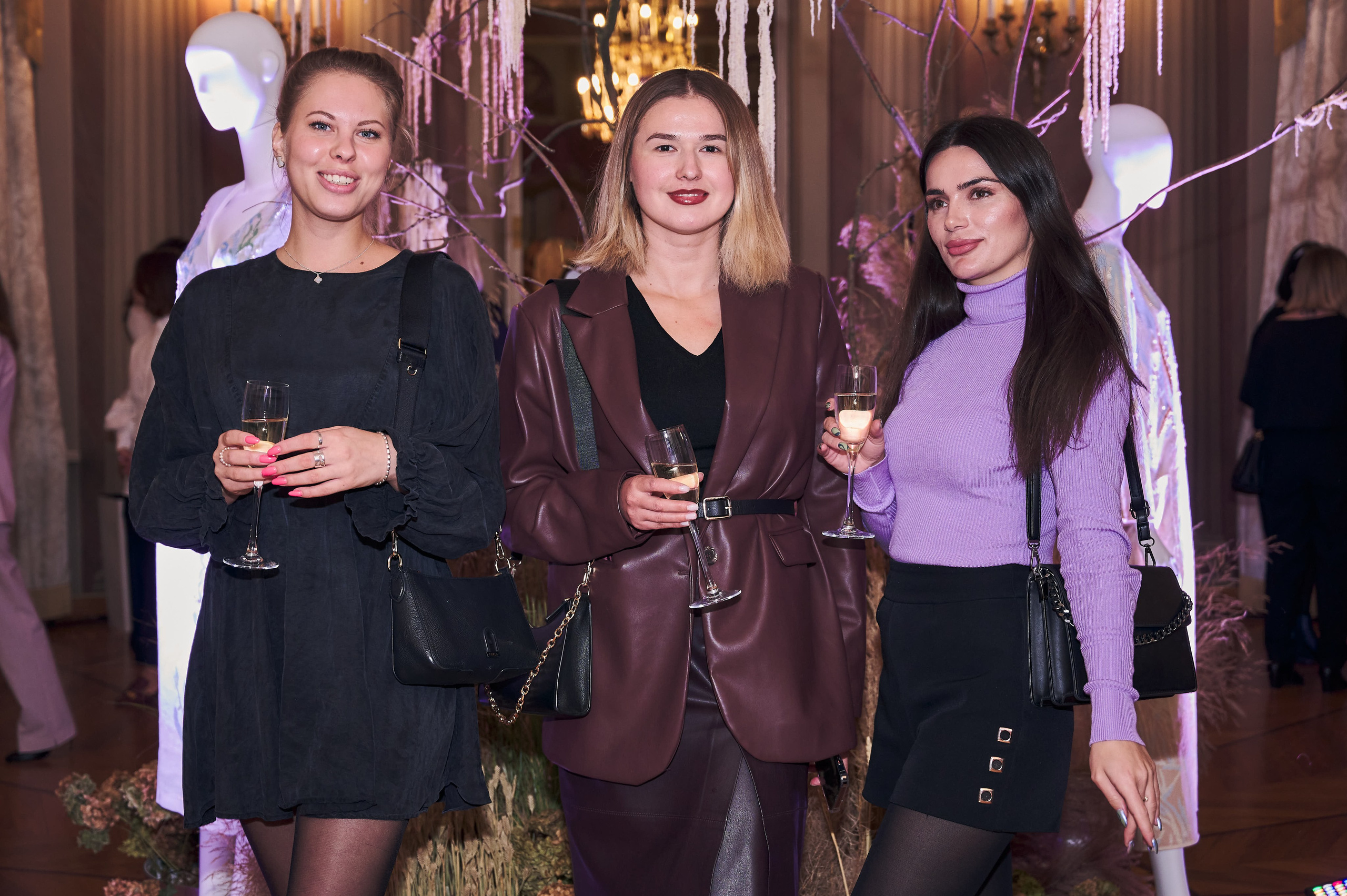 21.09.22 Люблино — Показ коллекции платьев. Никита Хохловский фото и видео продакшн