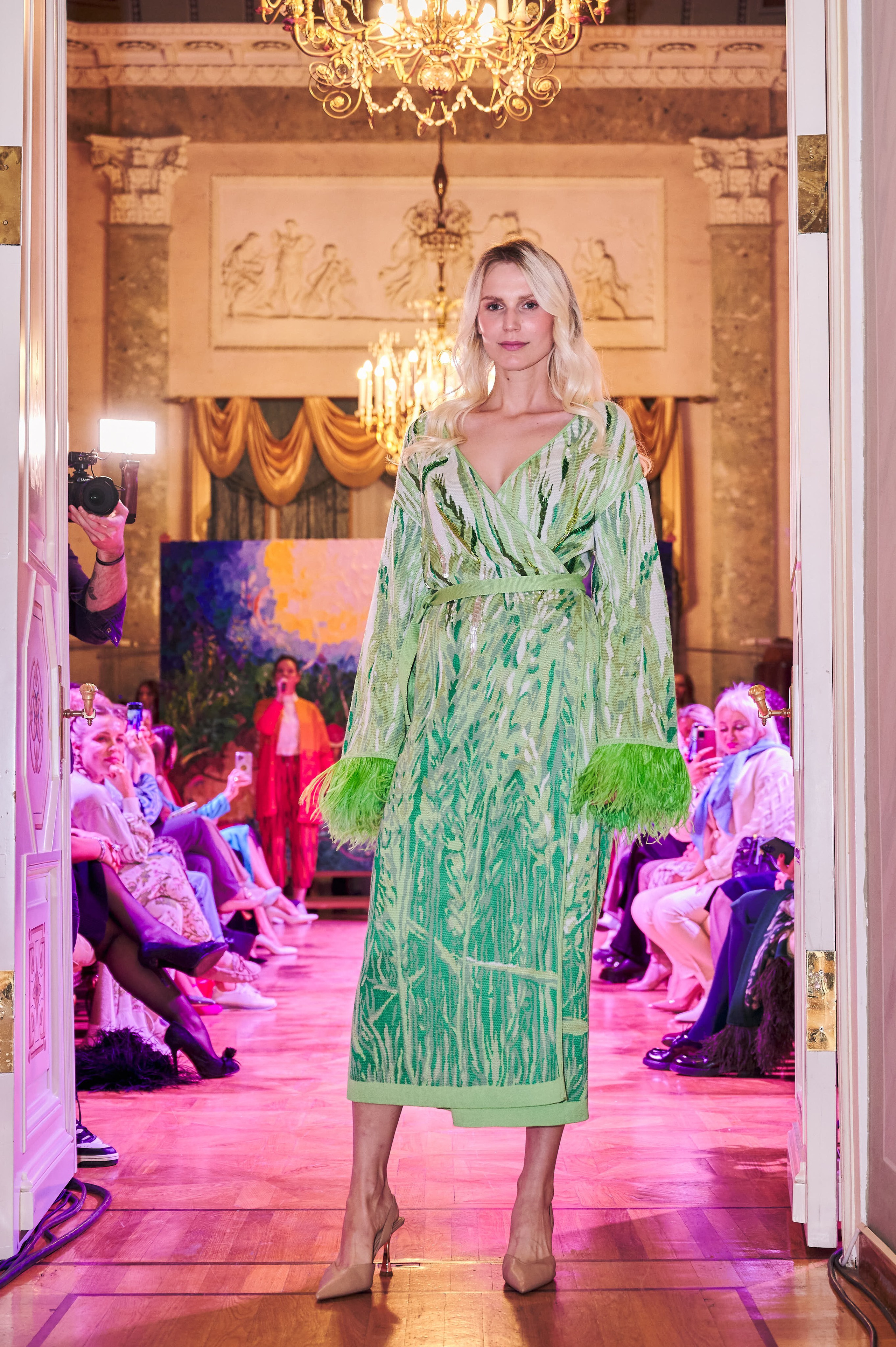 21.09.22 Люблино — Показ коллекции платьев. Никита Хохловский фото и видео продакшн