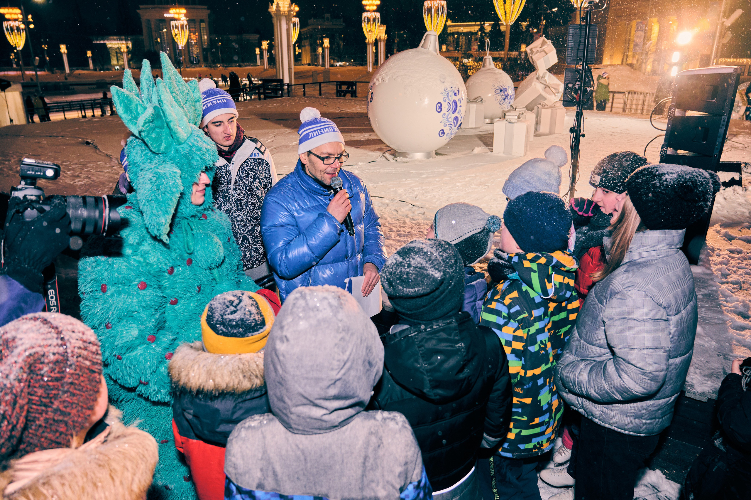 Линия жизни и Дед Мороз на ВДНХ. Никита Хохловский фото и видео продакшн