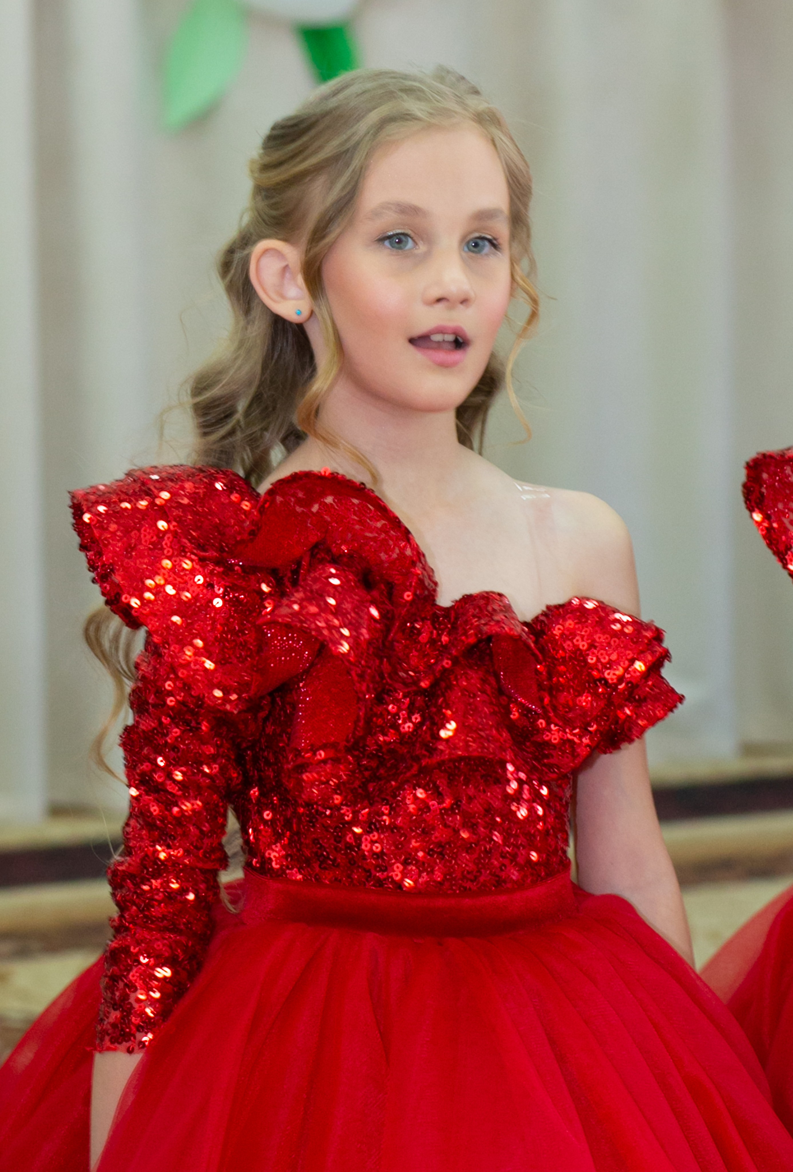 Выпускные и Утренники. Фотограф новорожденных и семейный фотограф НСО г. Бердск Марина Львова