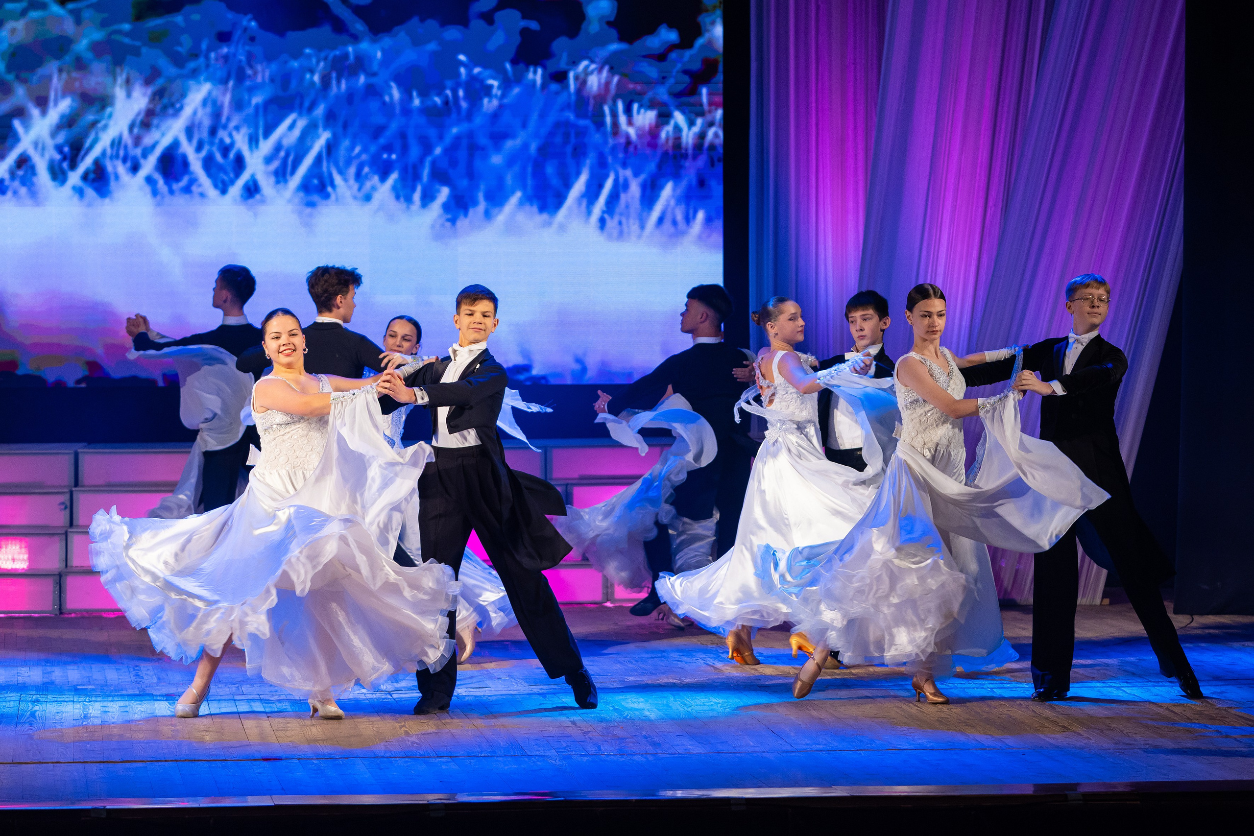 Юбилей первой школы города Рыбинска. Главная