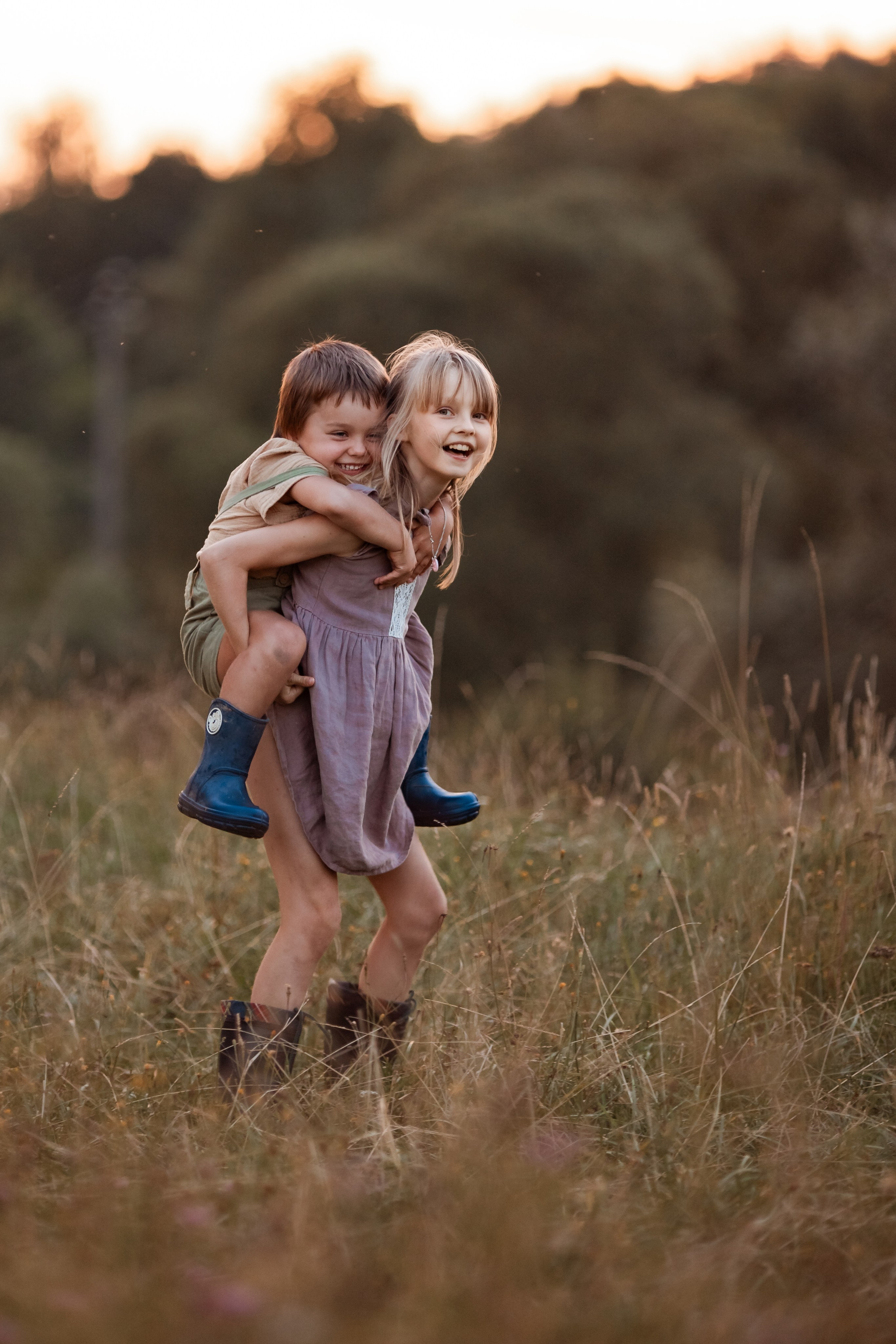 Детская фотосессия в полях | Надежда Воробьёва. Семейный и женский фотограф в Москве Надежда Воробьева