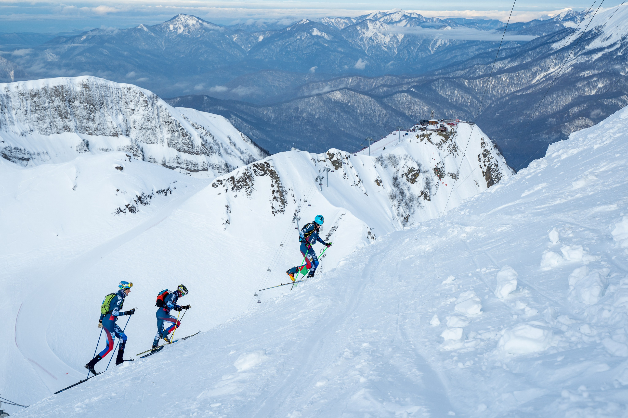 Фото спортсменов лидеров на дистанции