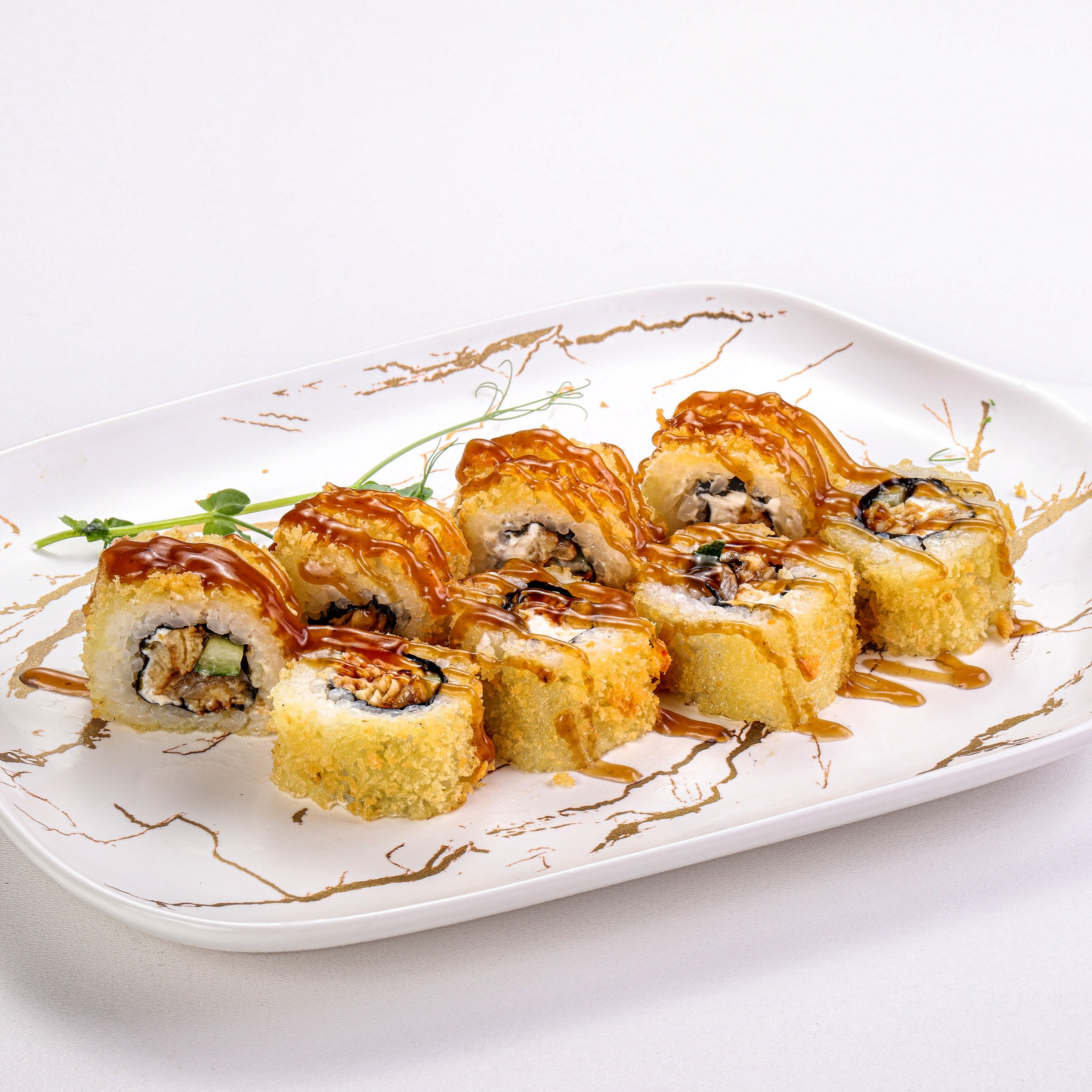 Фотосъемка суши и роллов. Заказ по тел.: +7 (906) 006-90-22. Фуд-фотограф Андрей Старостин — съемка еды в Москве. 9000 руб. в час