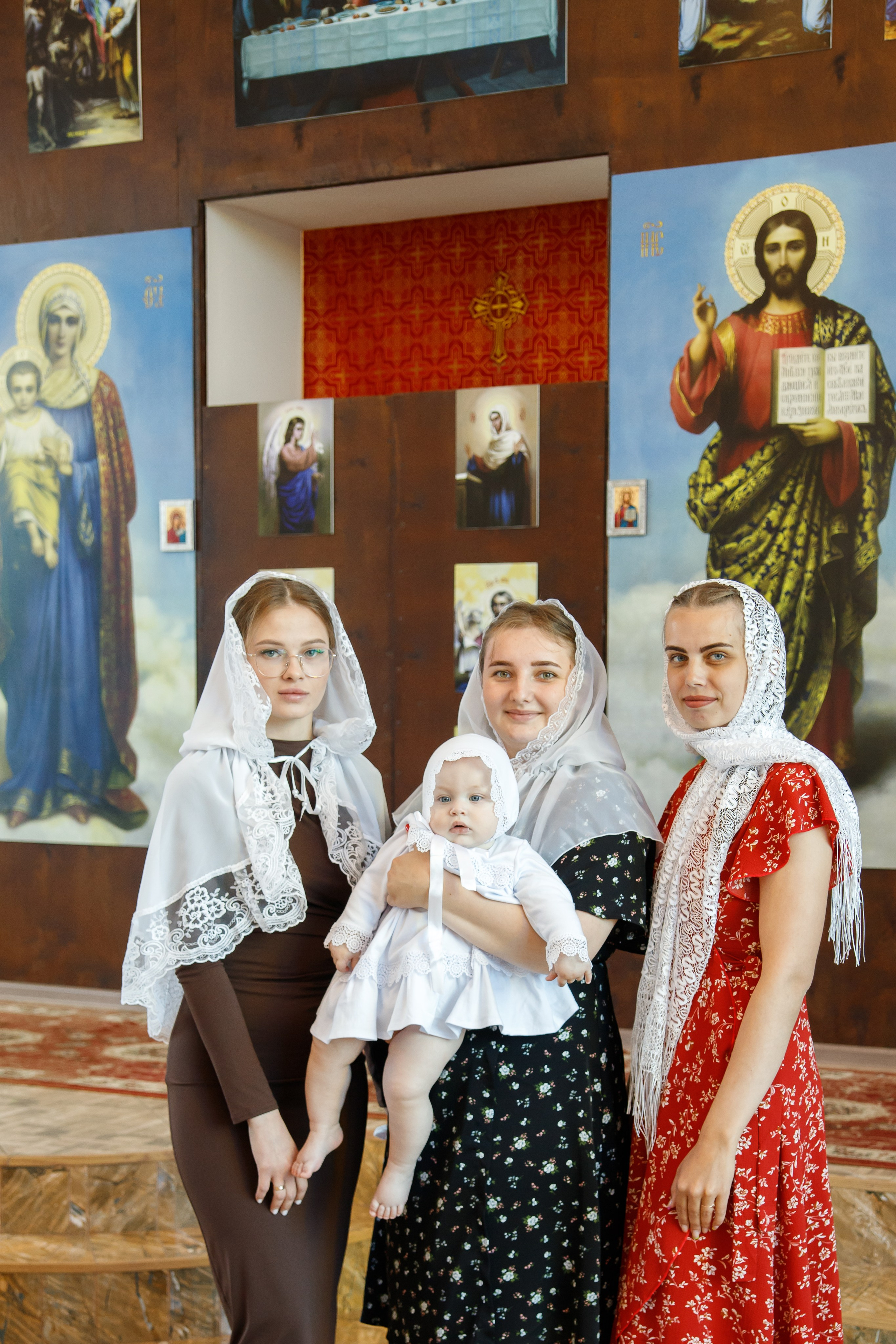Таинство крещения Варвары. Свадебный фотограф Краснодар Марина Зверева