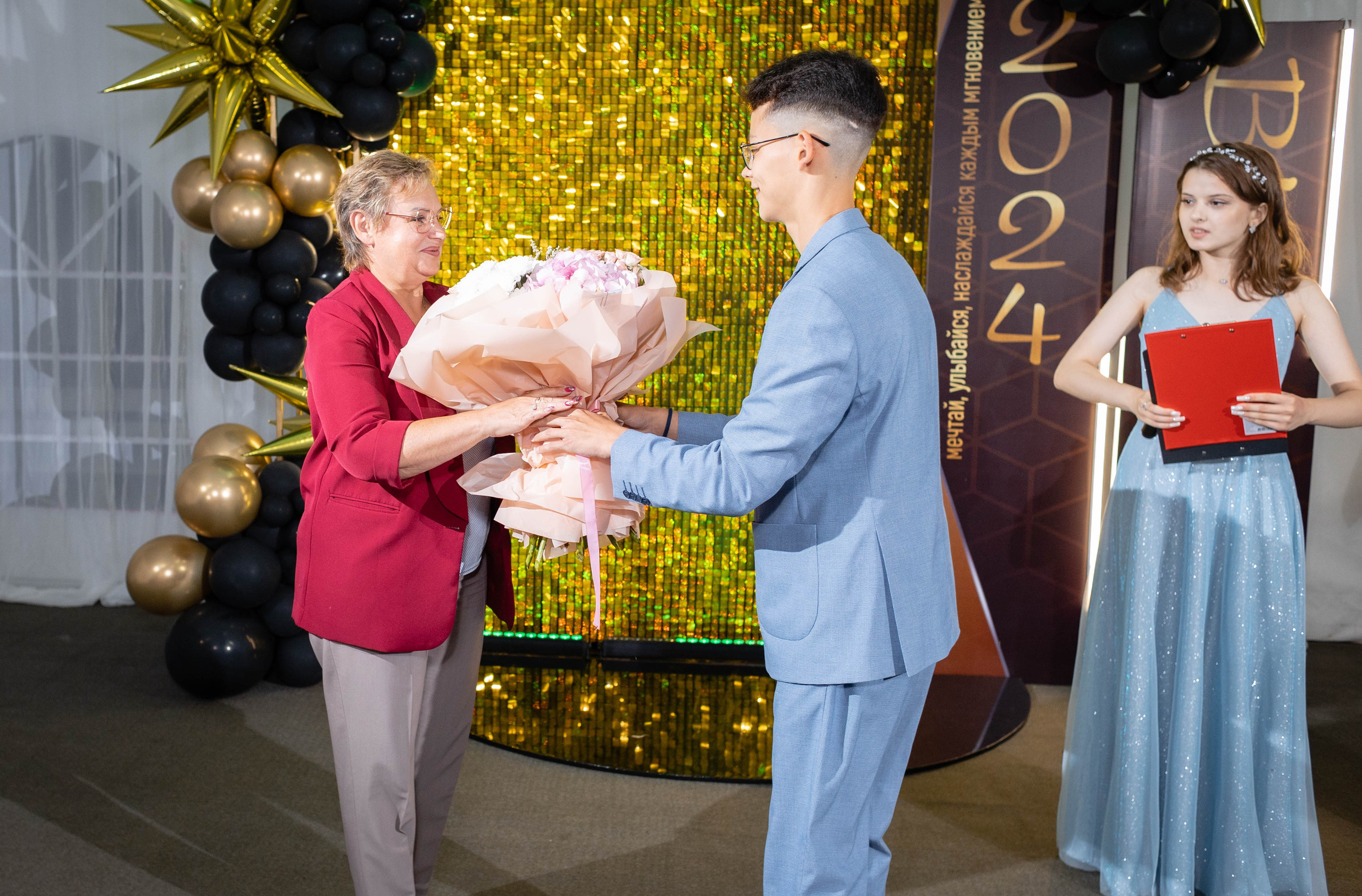 Выпуск 2024 9 кл г. Теплая. Фотограф Татьяна Орлова