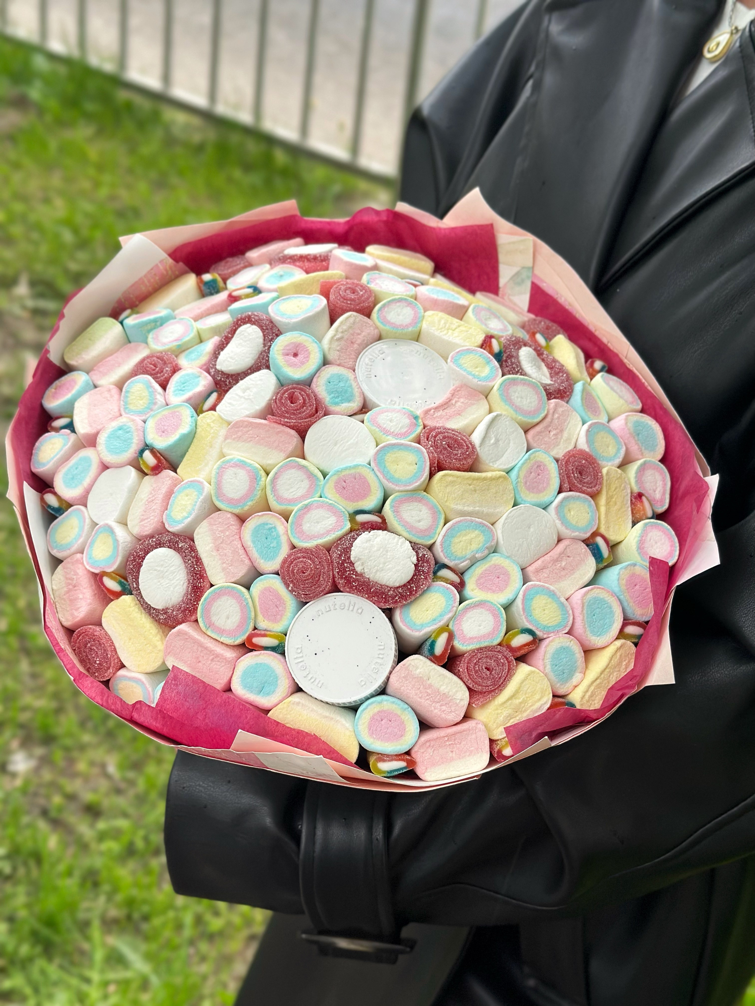 Сладкие. Выездной кейтеринг, съедобные букеты, торты и сладости на заказ