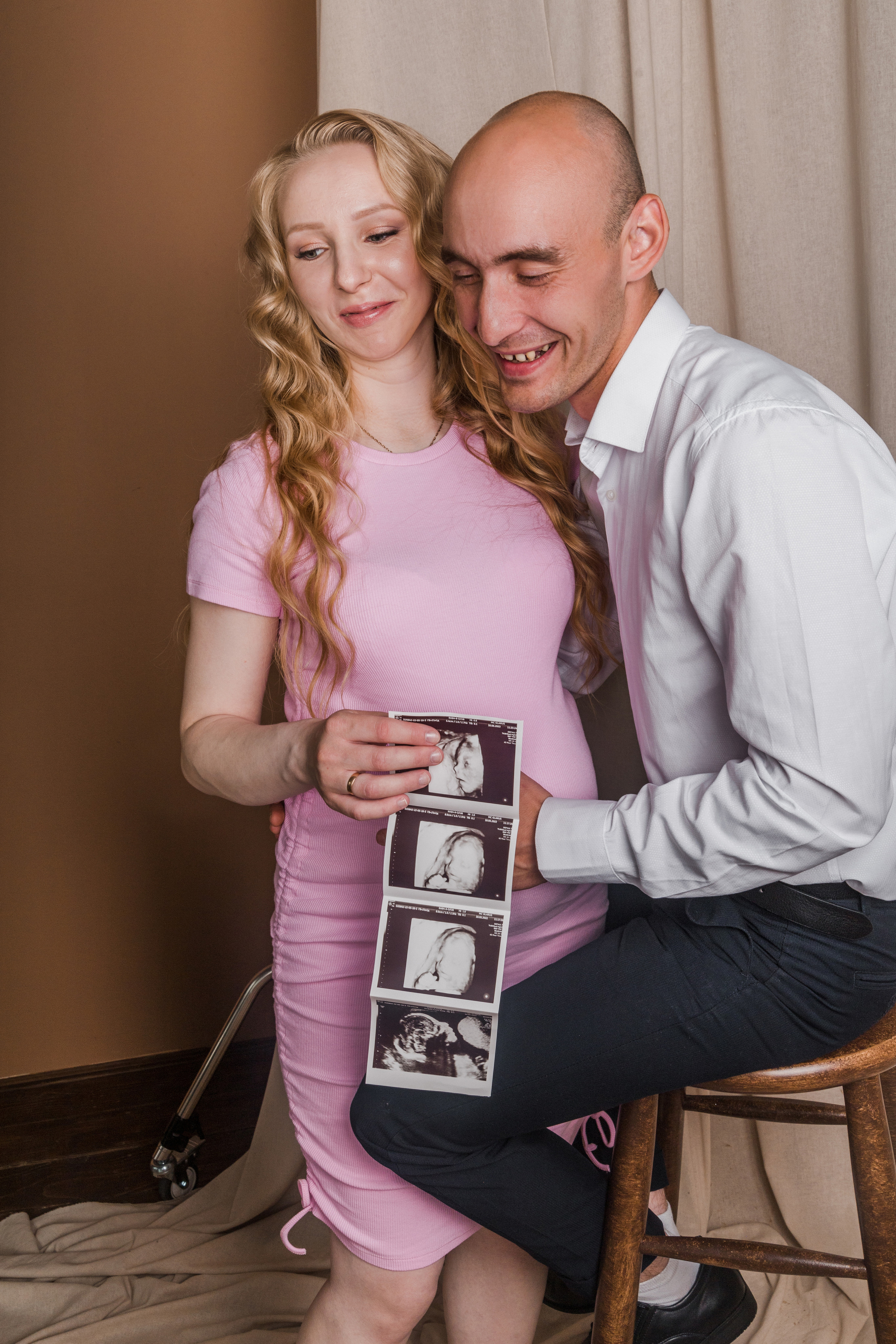 Никита и София в ожидании чуда (ст. «Пион», зал Франклин). Фотограф Мурманск Лилия Маер