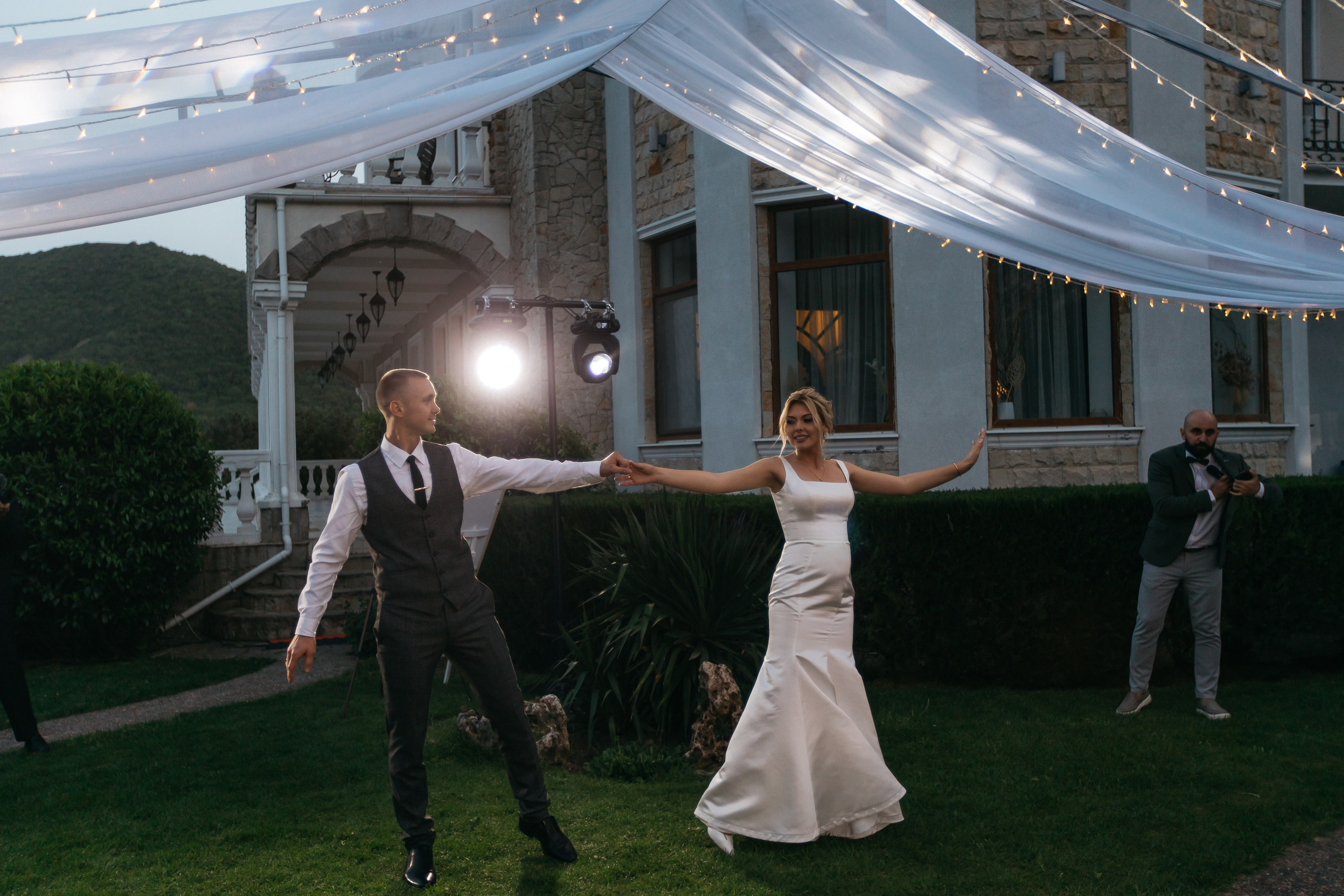 Денис и Алина. Белый замок. Фотограф Анна Лейман. Севастополь