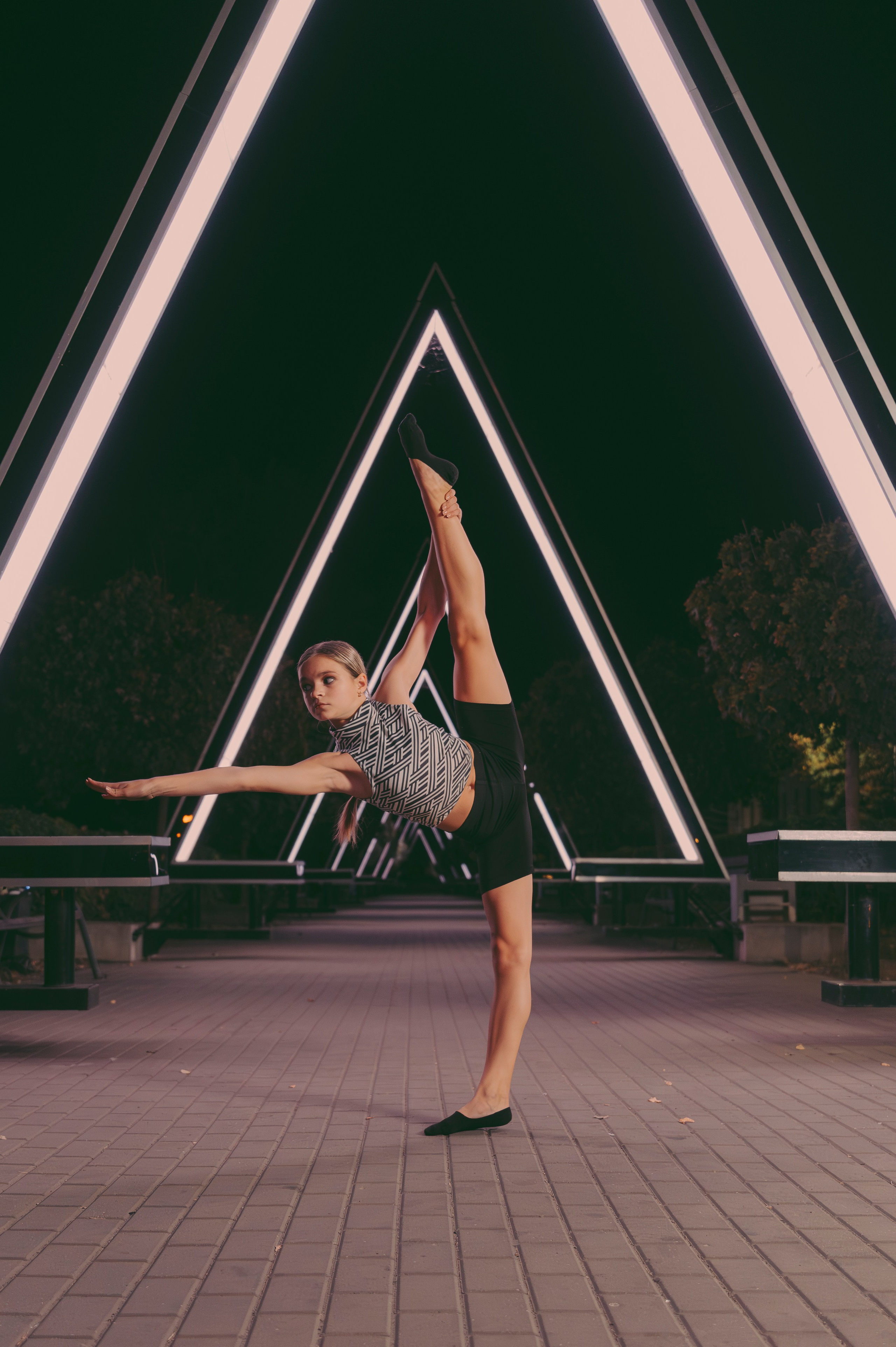 Съёмка EnDehors в вечернем городе. Фотограф Сергей Дружков (Воронеж / Липецк)