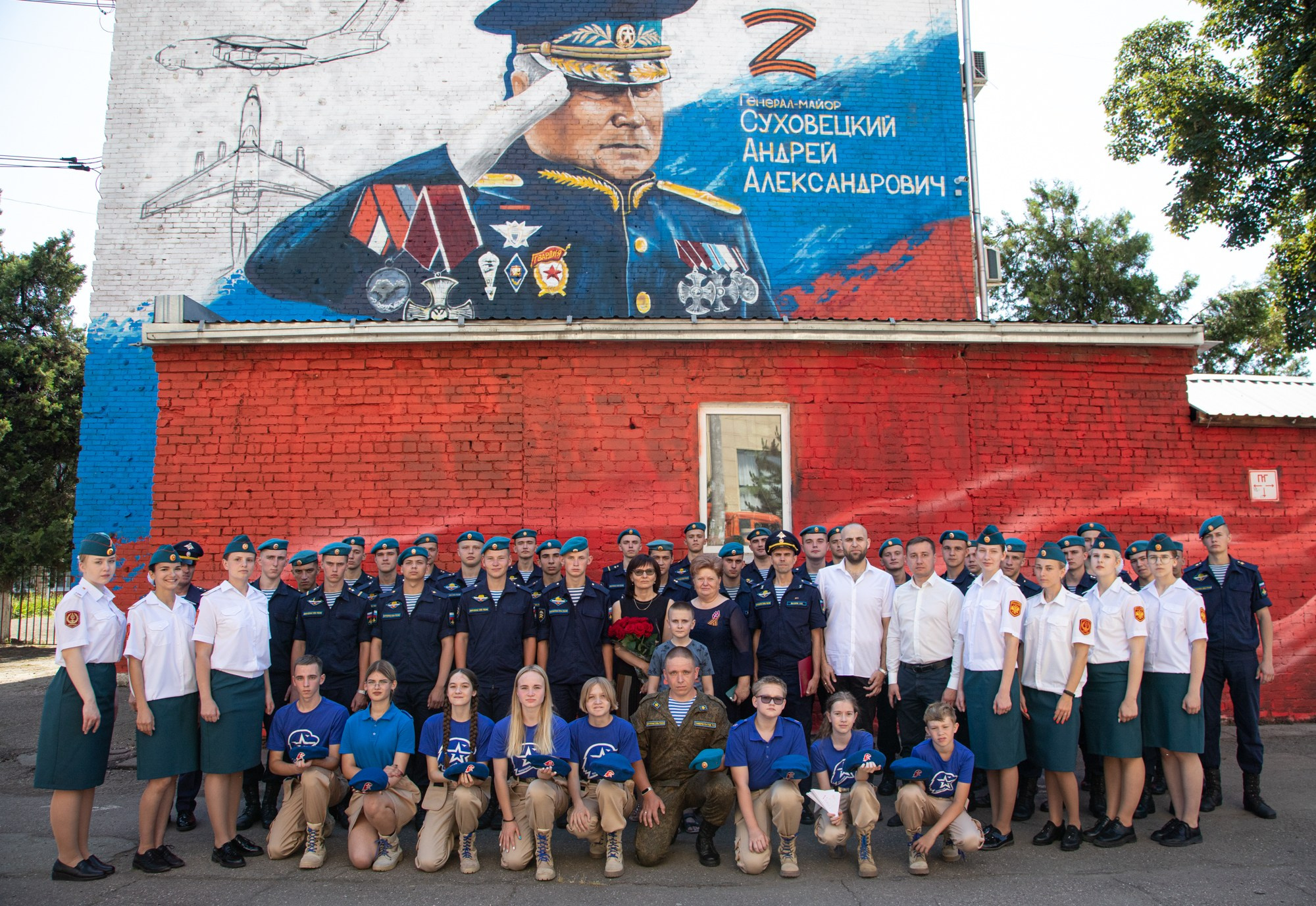 Открытие муралов памяти Героев СВО. Репортажный, промышленный и маркетплейс-фотограф Дмитрий Чернат