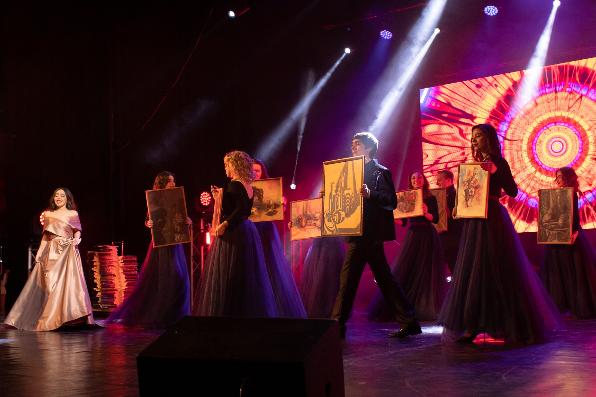 Конкурс красоты Мисс КубГУ 2021. Репортажный, промышленный и маркетплейс-фотограф Дмитрий Чернат