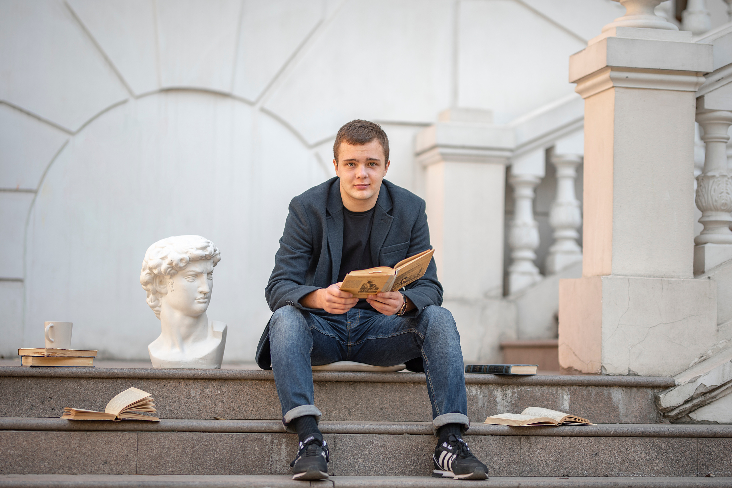 Выпускной альбом в Ростове-на -Дону и области. Фотограф в Ростове на Дону