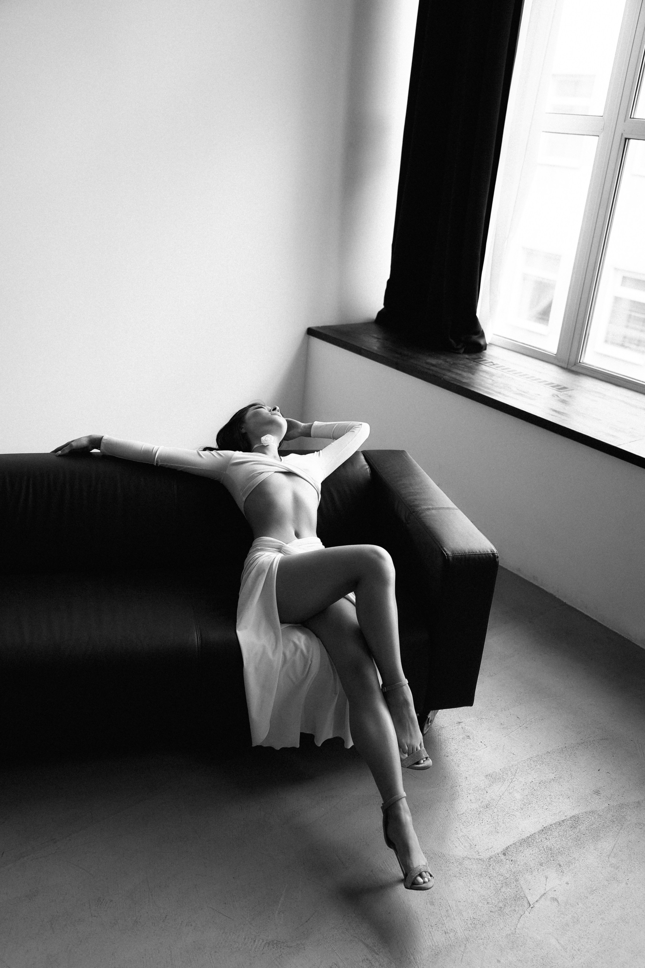 Девушка на диване. Фотограф Юсипов Марат, Москва