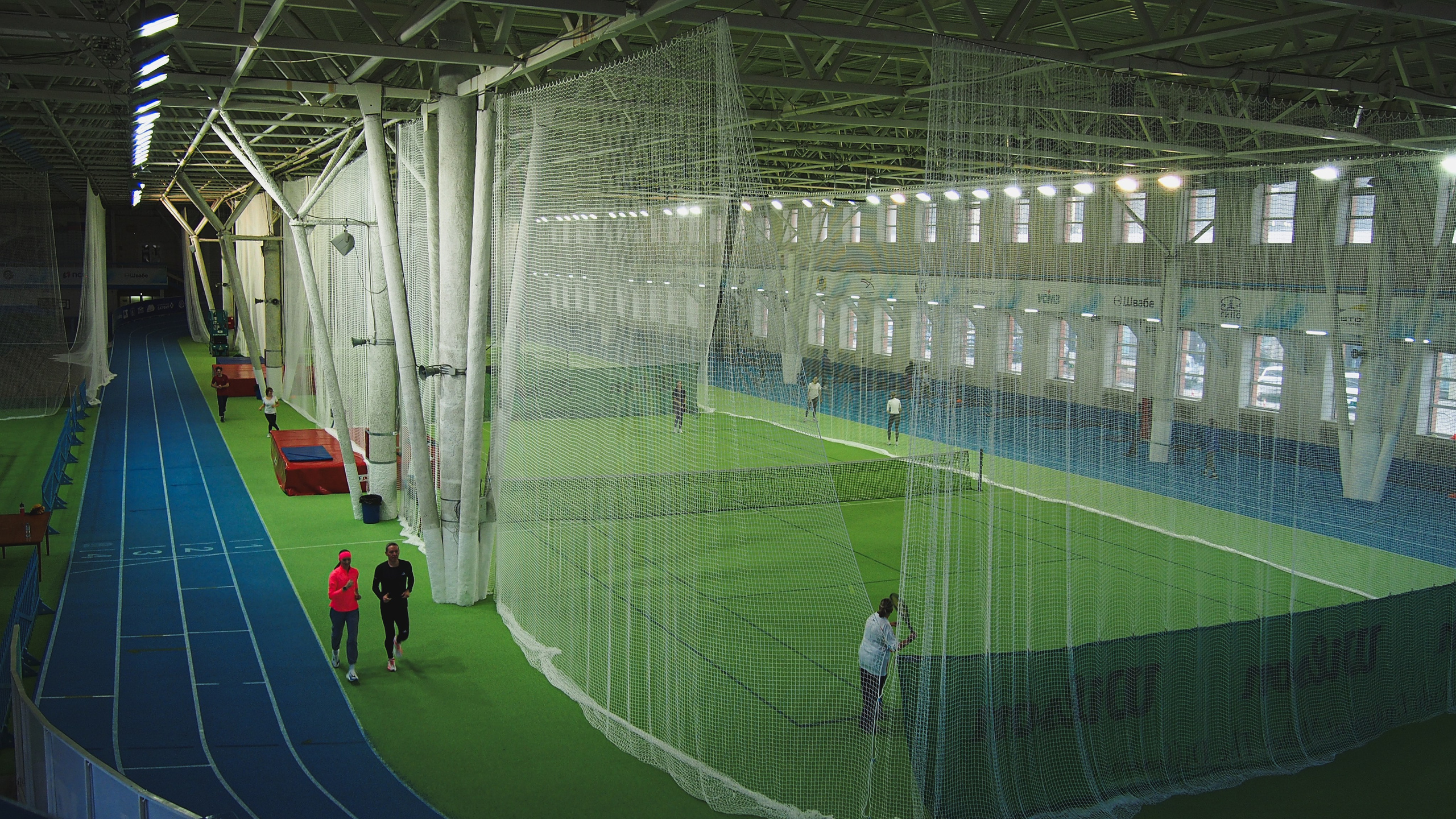 Манеж Луч. Recro