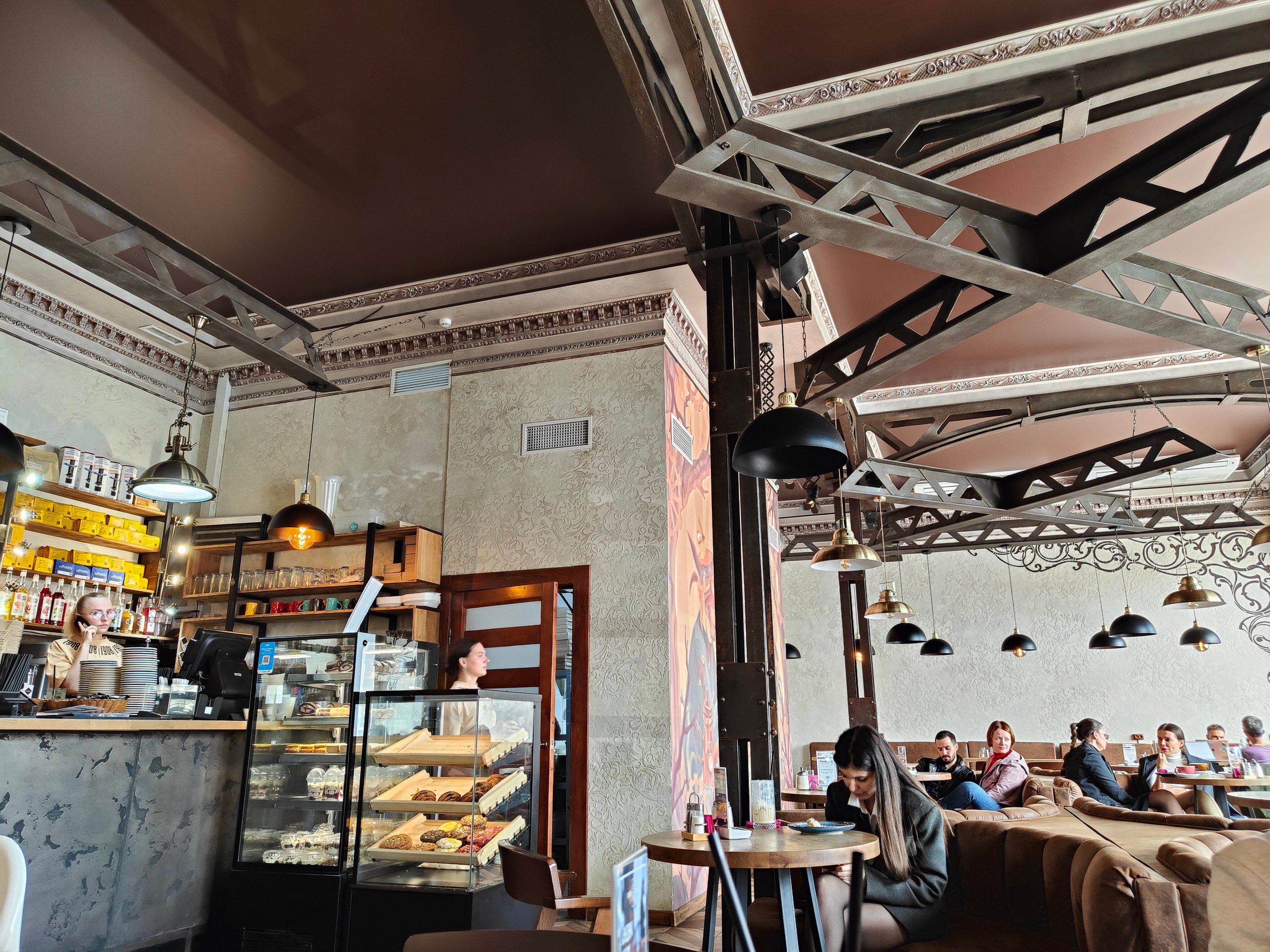 Остап Бендер, озеро Провалъ и стрит в солнечном Пятигорске. Фотограф-документалист Мария Осокина