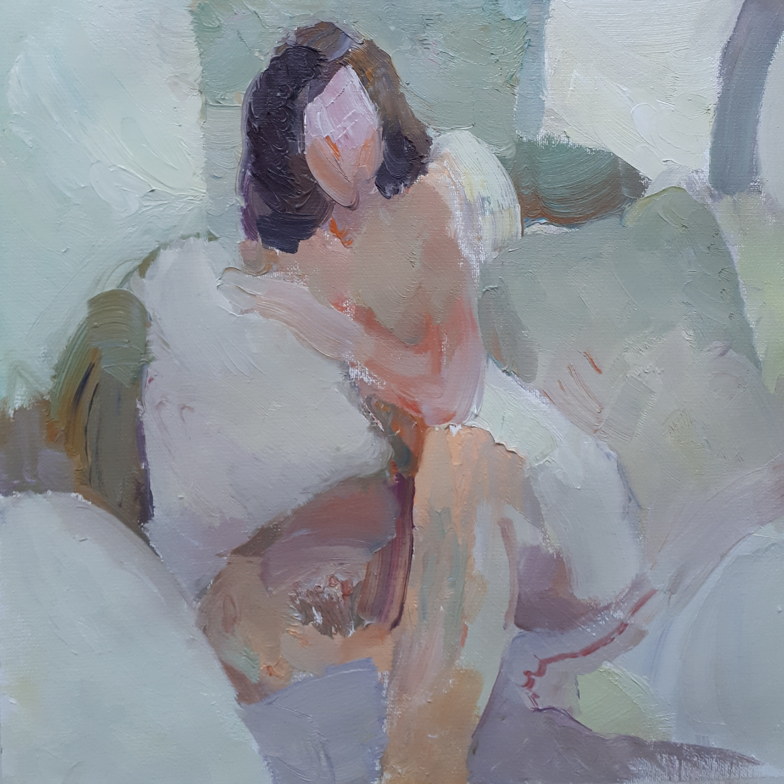 Сидящая модель