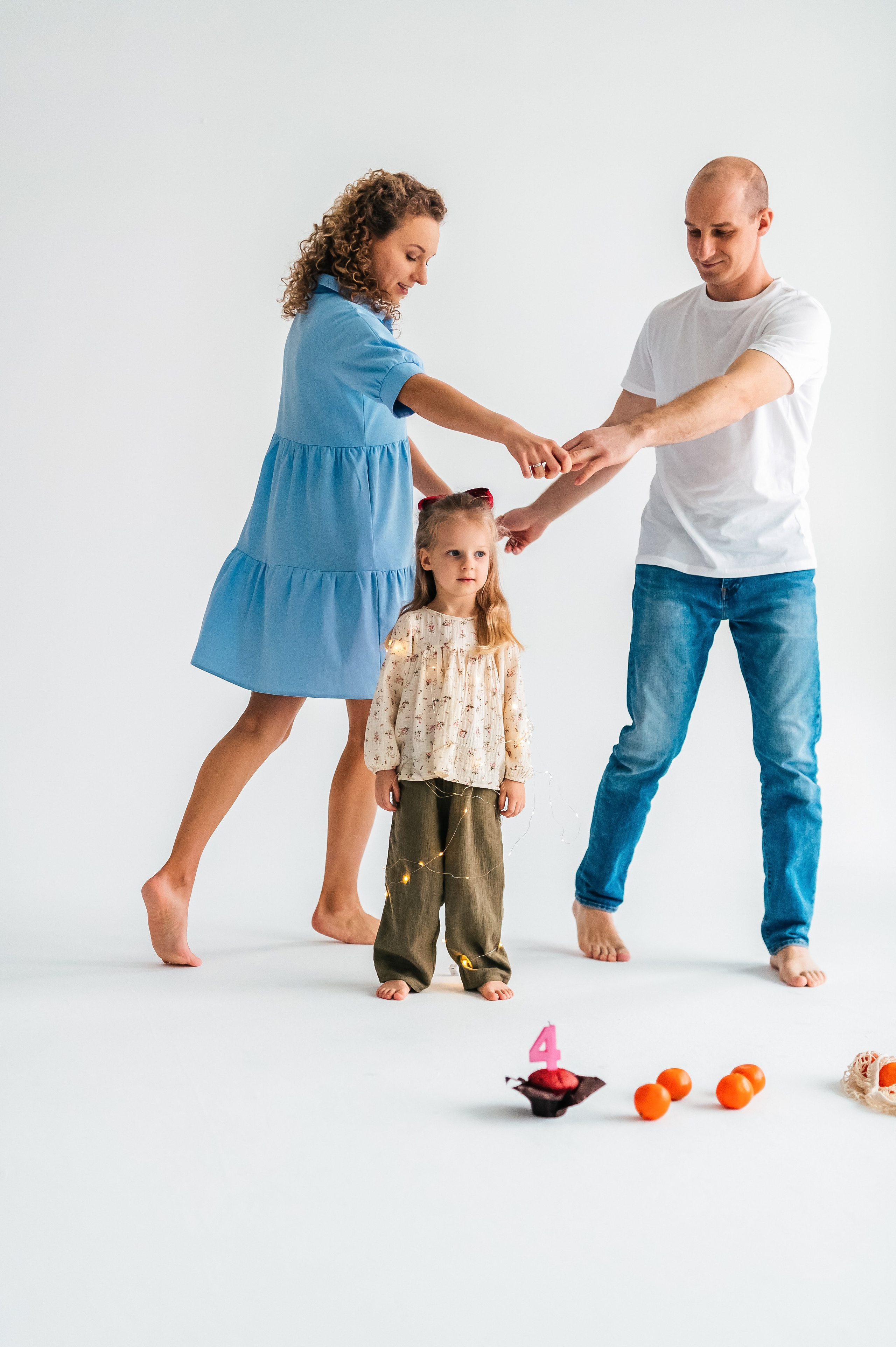 Январская егоза в фотостудии. Семейный фотограф. Lifestyle. Москва. Анастасия Михайлова