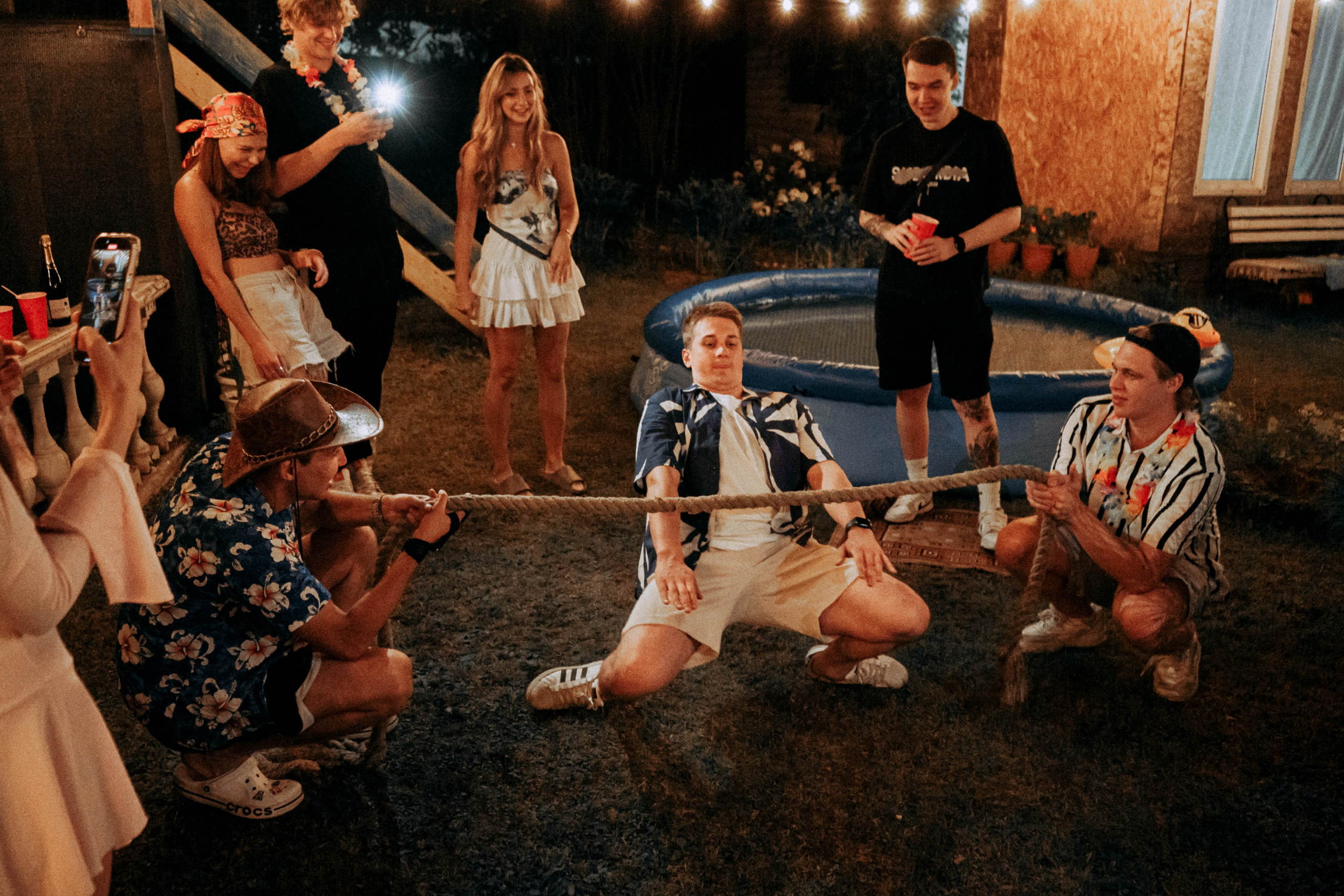 Гавайская вечеринка. Кир Анисин. Режиссер & фотограф