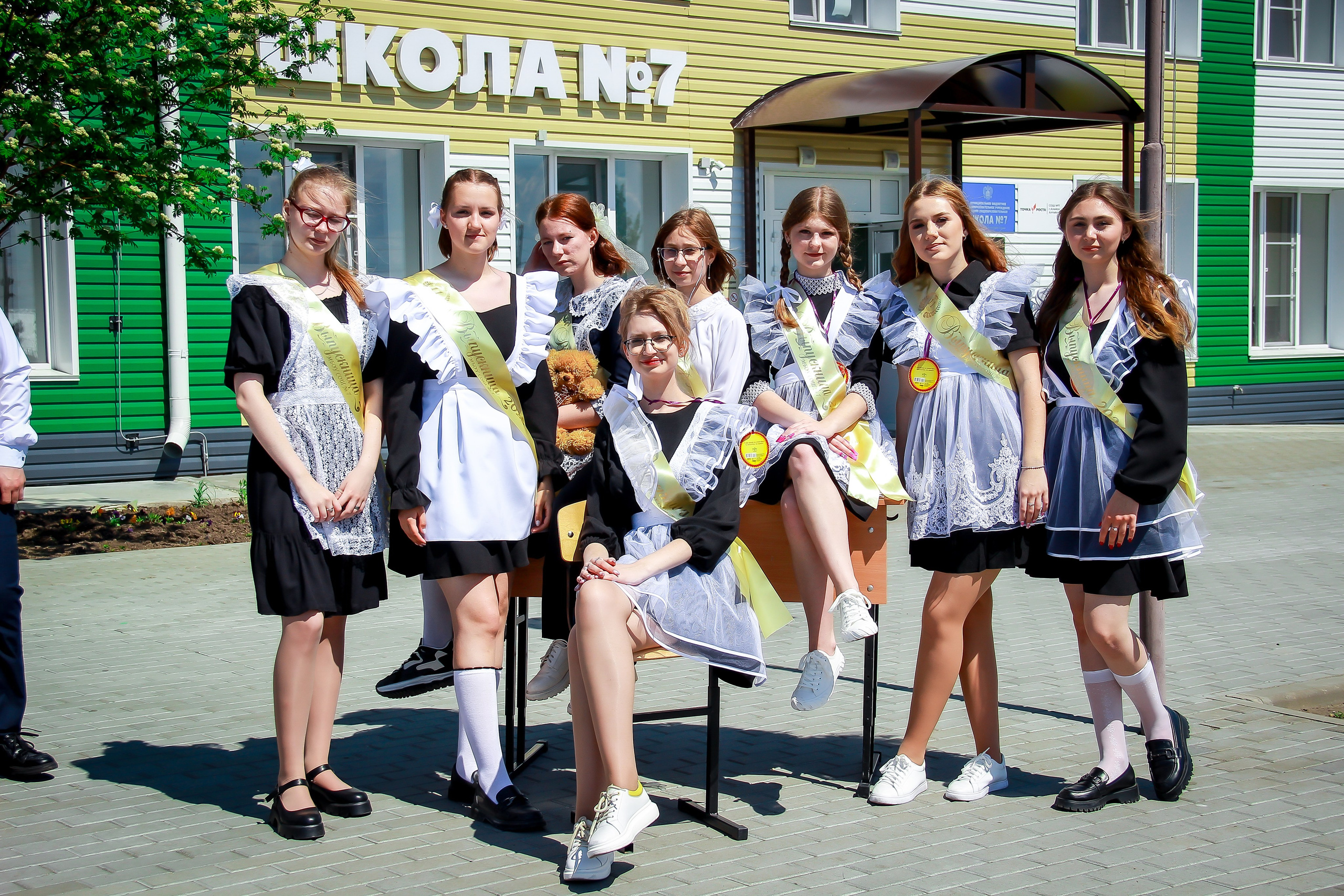 9-11 классы СЪЁМКИ ВЫПУСКНЫХ И ПОСЛЕДНИХ ЗВОНКОВ. Выпускные альбомы для школ и Детских садов в Барнауле /Выпускные/Свадебные/Детские/Семейные и др. виды съёмок /Фотограф Вера Валейко