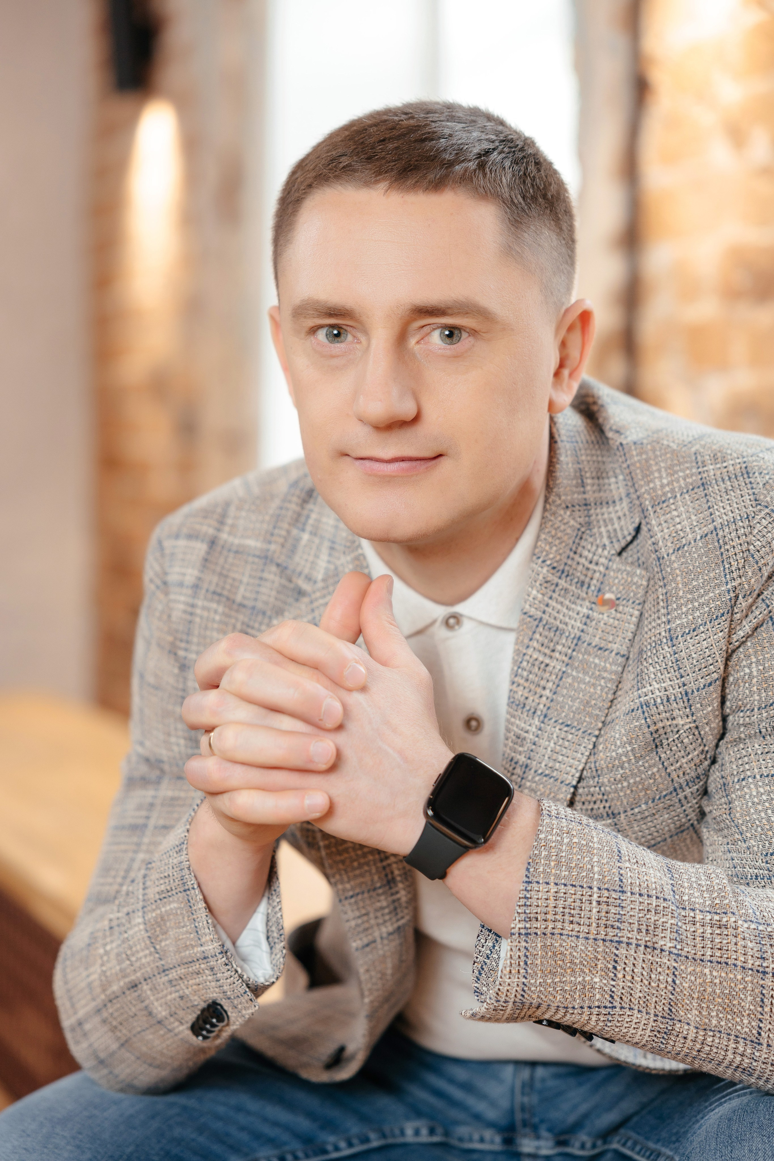 Бизнес портреты команды в Екатеринбурге. Фотограф для бизнеса Константин Брусницын в Екатеринбурге