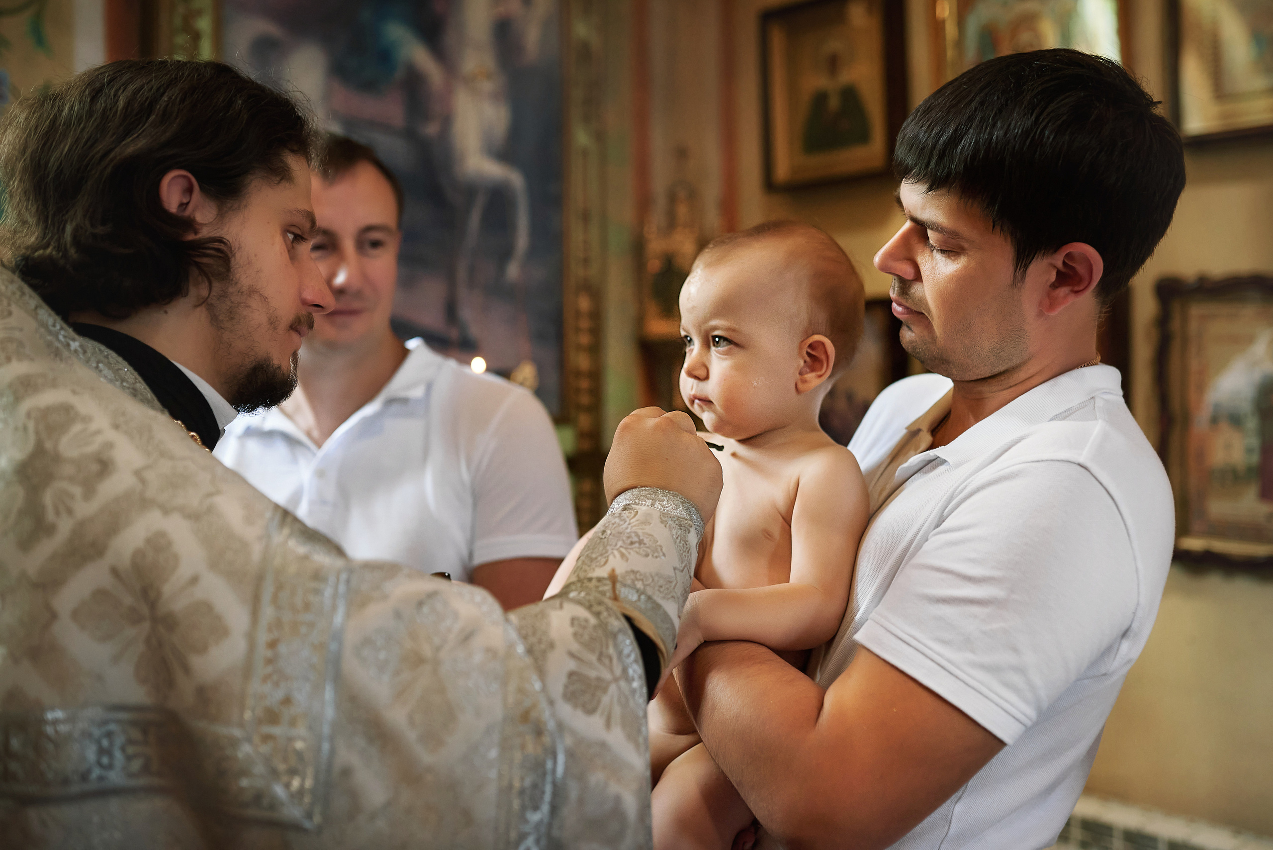 Крещение Льва в Храме Сергия Радонежского (Свято-Троицкий). Семейный фотограф в Ростове-на-Дону Татьяна Литвинова