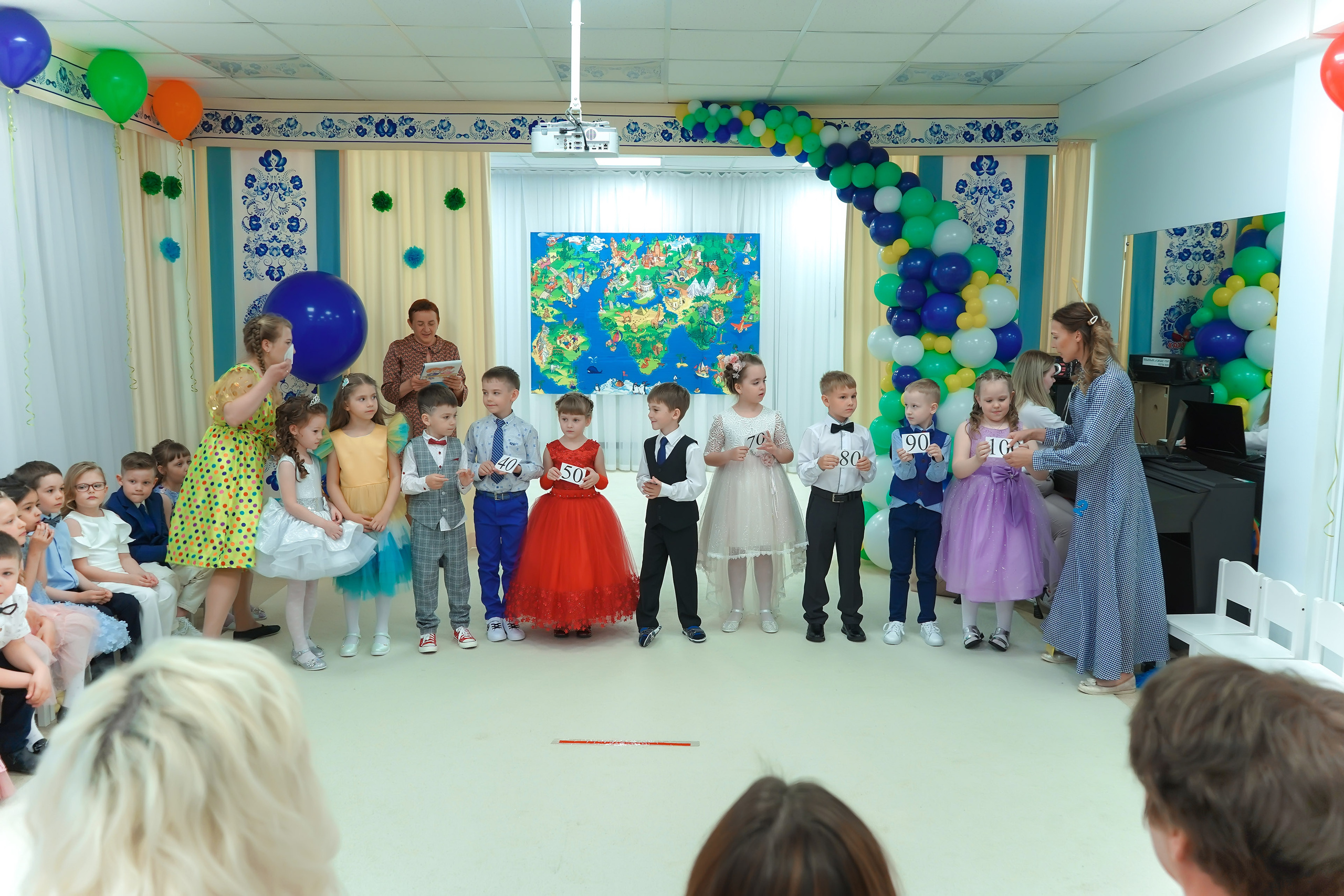 Фотосъемка видеосъёмка фотограф видеооператор новогодних утренников  в. Фотограф, видеооператор Нина Коршунова