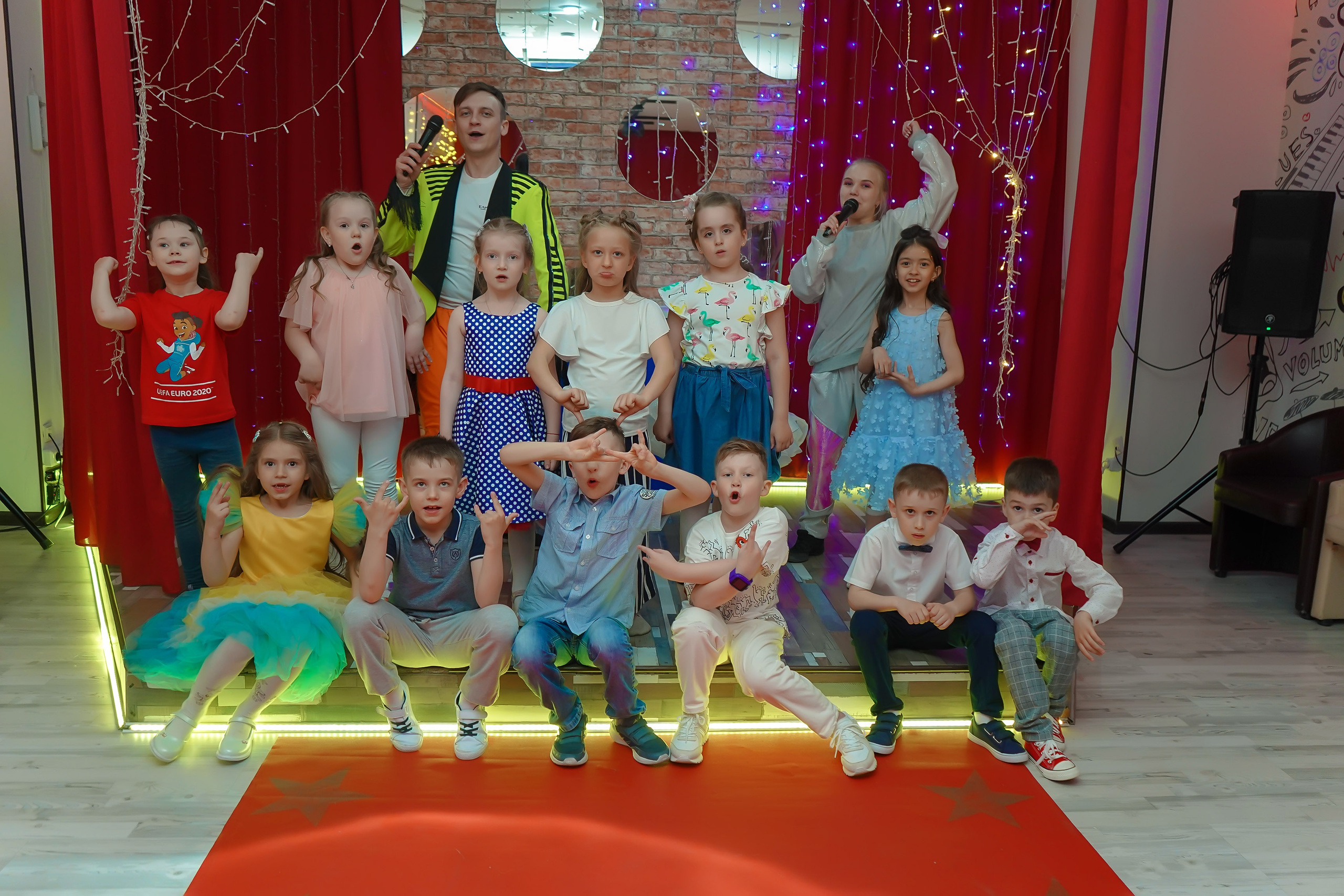 Фотосъемка видеосъёмка фотограф видеооператор новогодних утренников  в. Фотограф, видеооператор Нина Коршунова