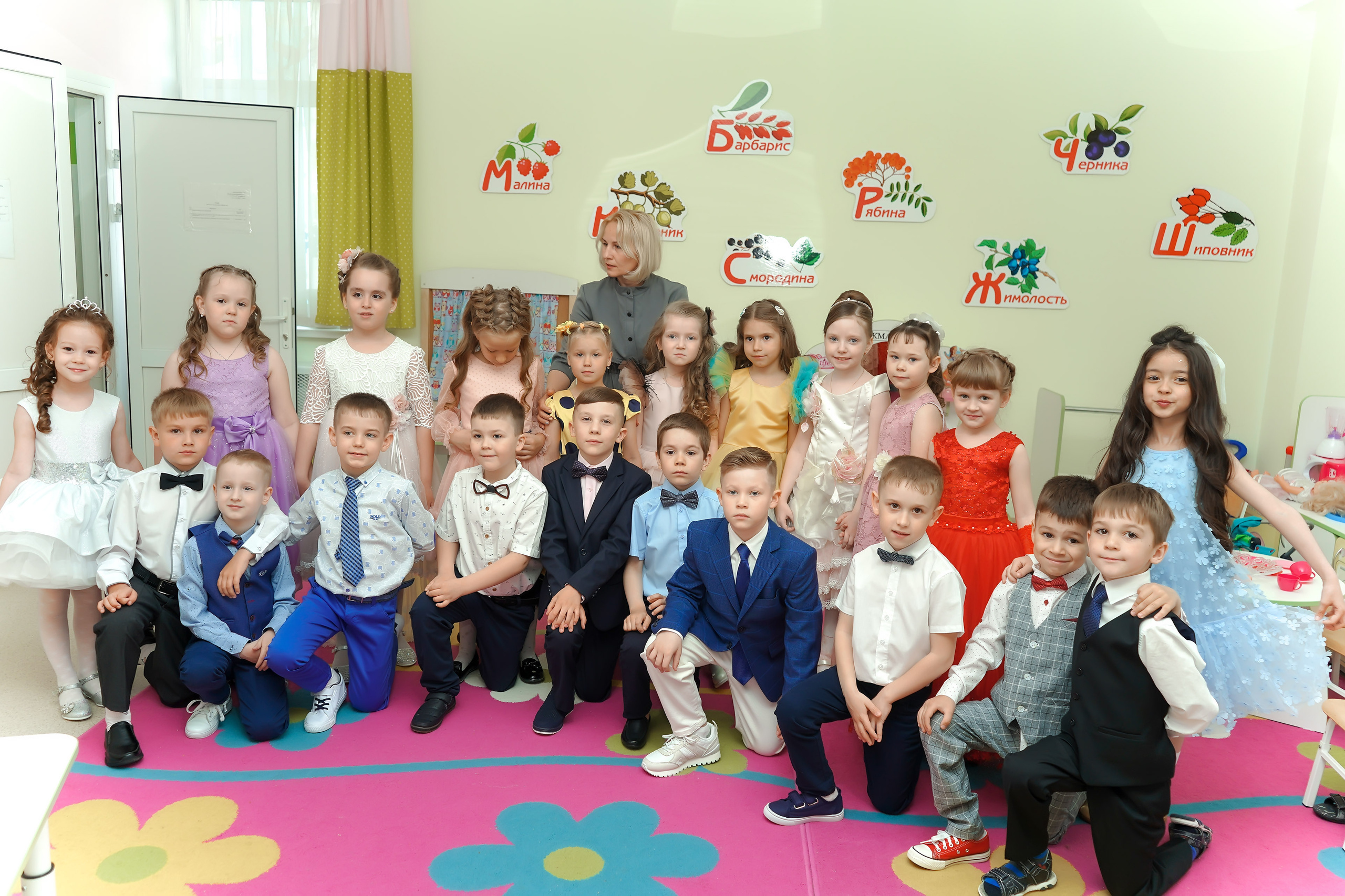 Фотосъемка видеосъёмка фотограф видеооператор новогодних утренников  в. Фотограф, видеооператор Нина Коршунова