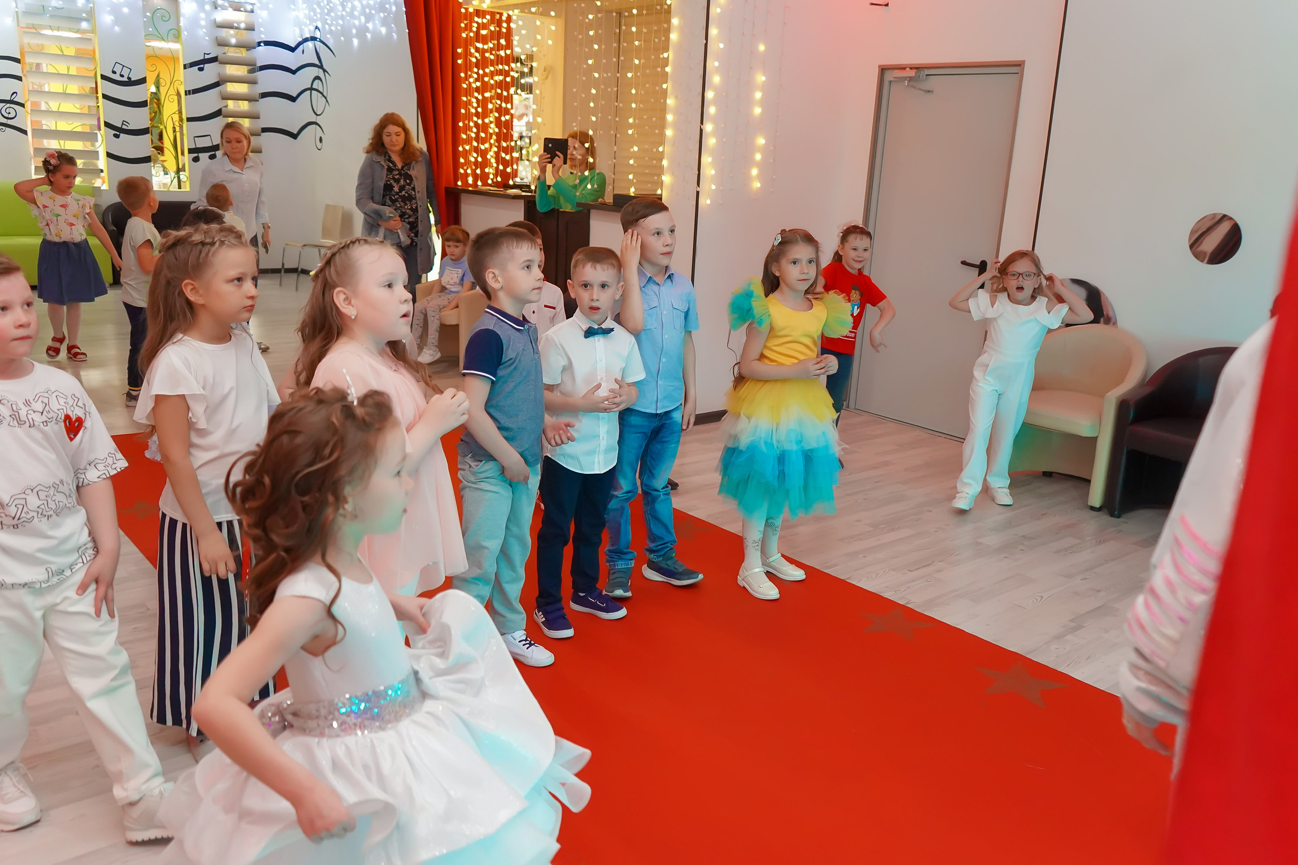 Фотосъемка видеосъёмка фотограф видеооператор новогодних утренников  в. Фотограф, видеооператор Нина Коршунова