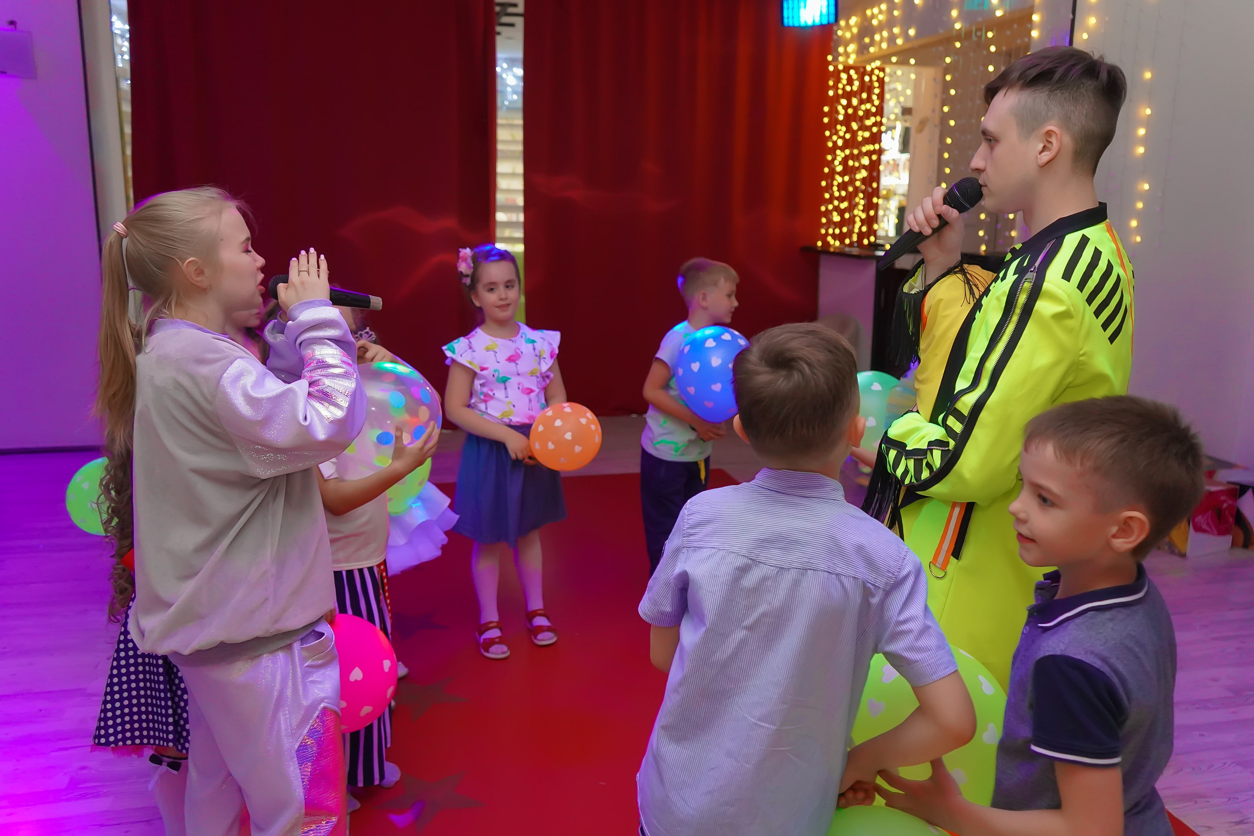 Фотосъемка видеосъёмка фотограф видеооператор новогодних утренников  в. Фотограф, видеооператор Нина Коршунова