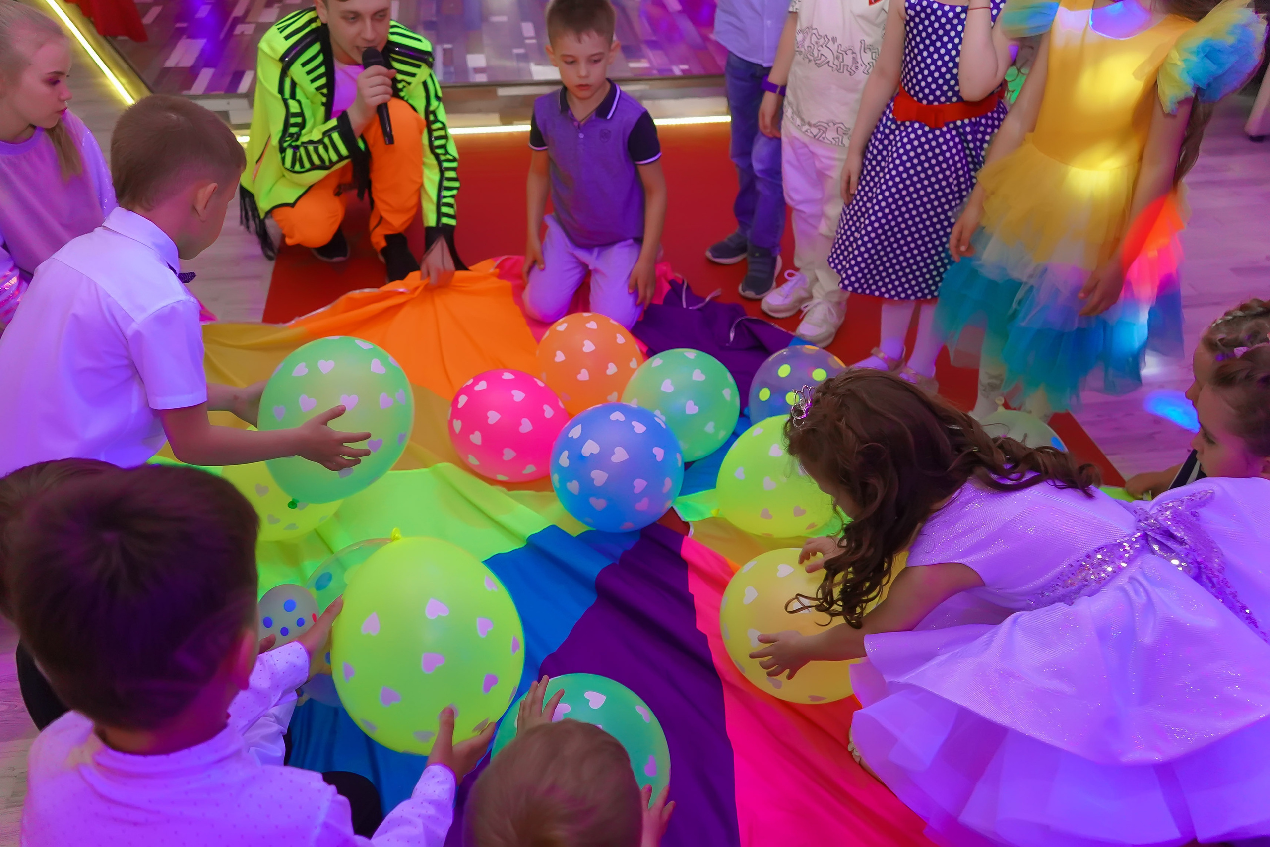 Фотосъемка видеосъёмка фотограф видеооператор новогодних утренников  в. Фотограф, видеооператор Нина Коршунова