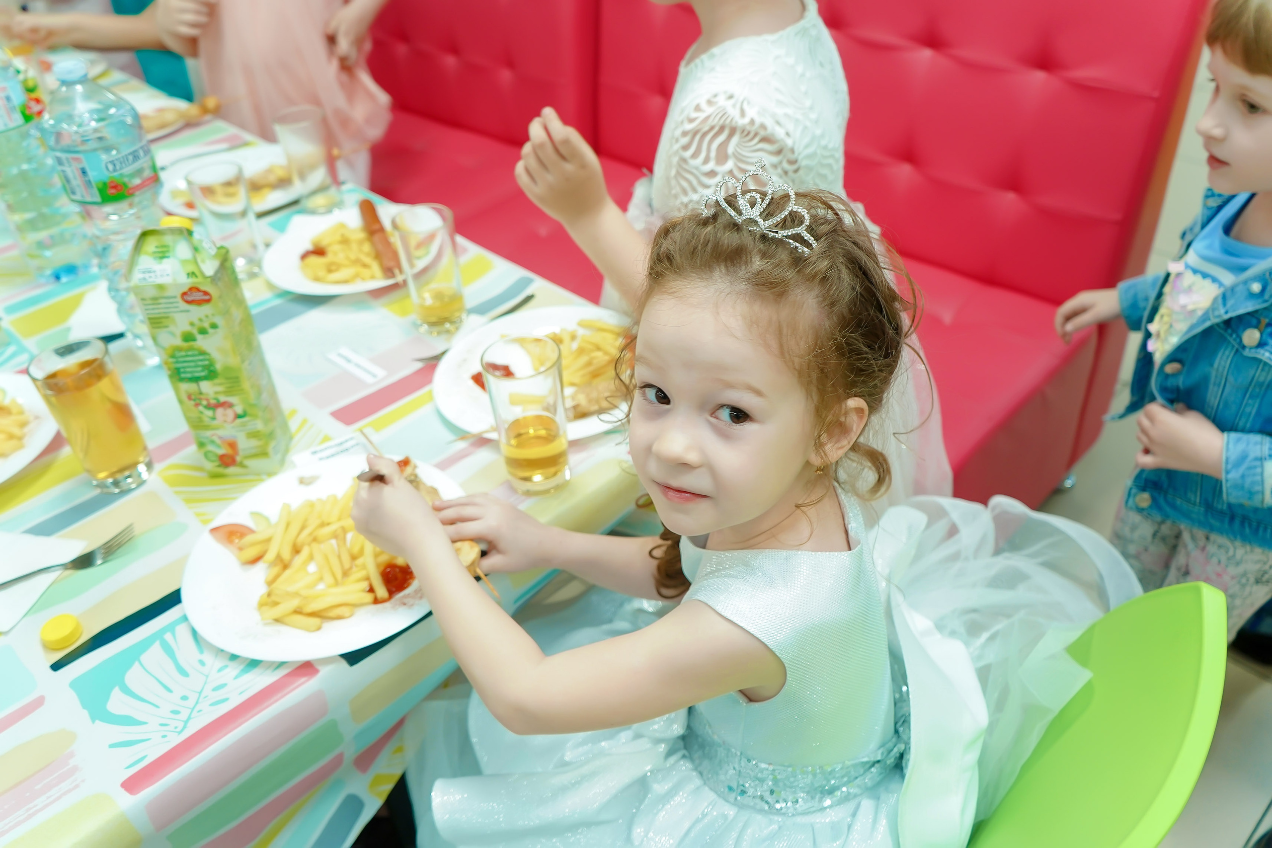 Фотосъемка видеосъёмка фотограф видеооператор новогодних утренников  в. Фотограф, видеооператор Нина Коршунова