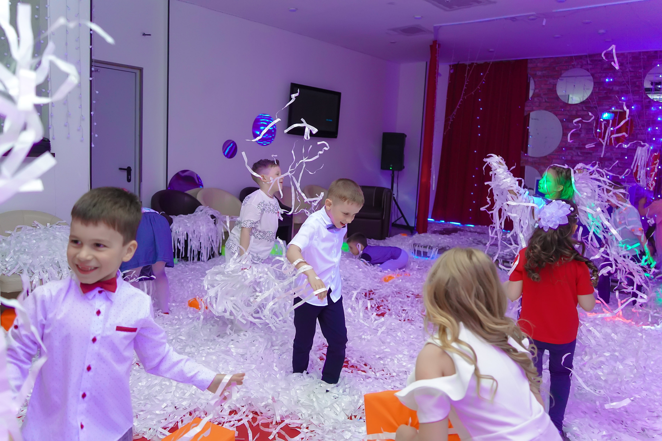 Фотосъемка видеосъёмка фотограф видеооператор новогодних утренников  в. Фотограф, видеооператор Нина Коршунова