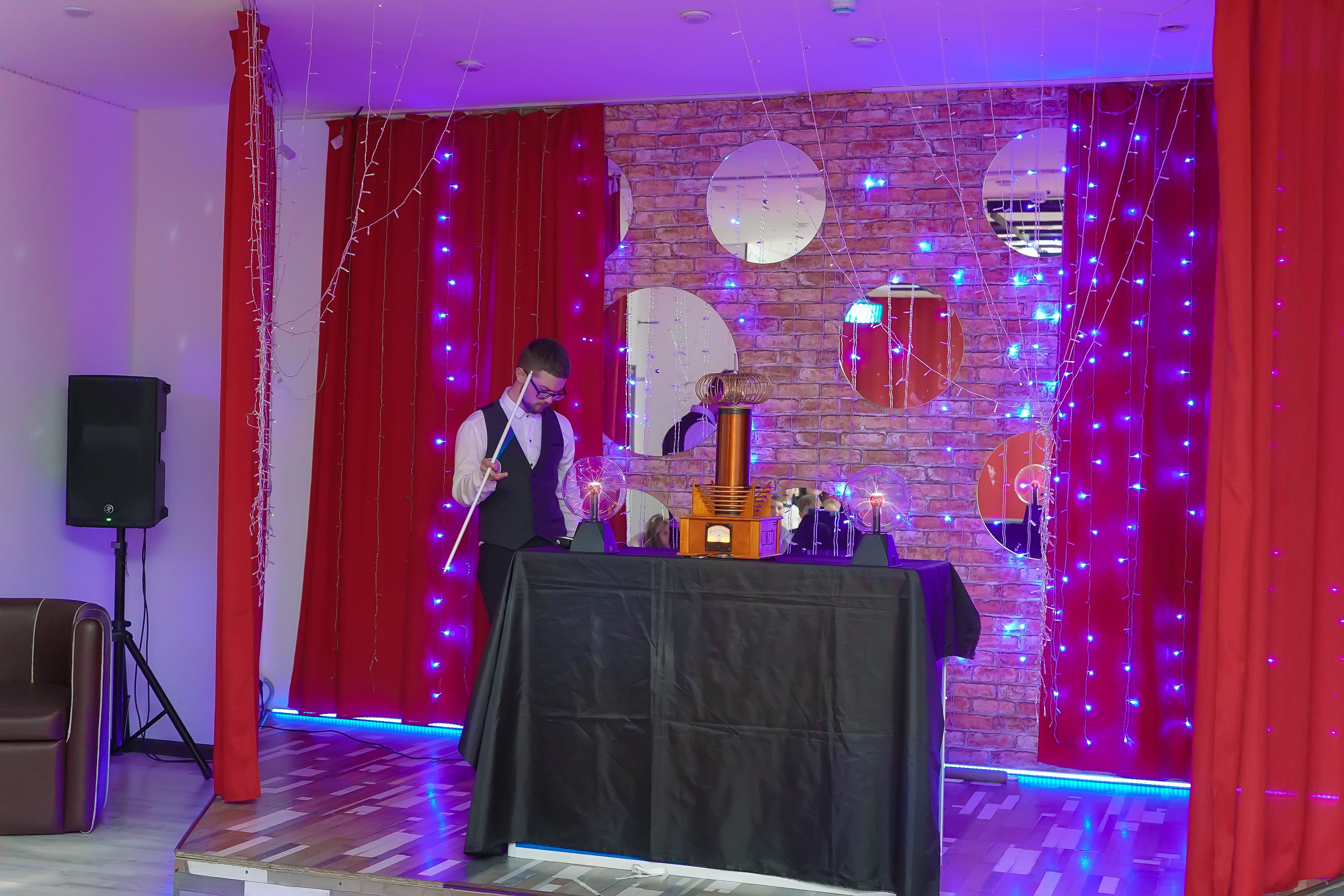 Фотосъемка видеосъёмка фотограф видеооператор новогодних утренников  в. Фотограф, видеооператор Нина Коршунова