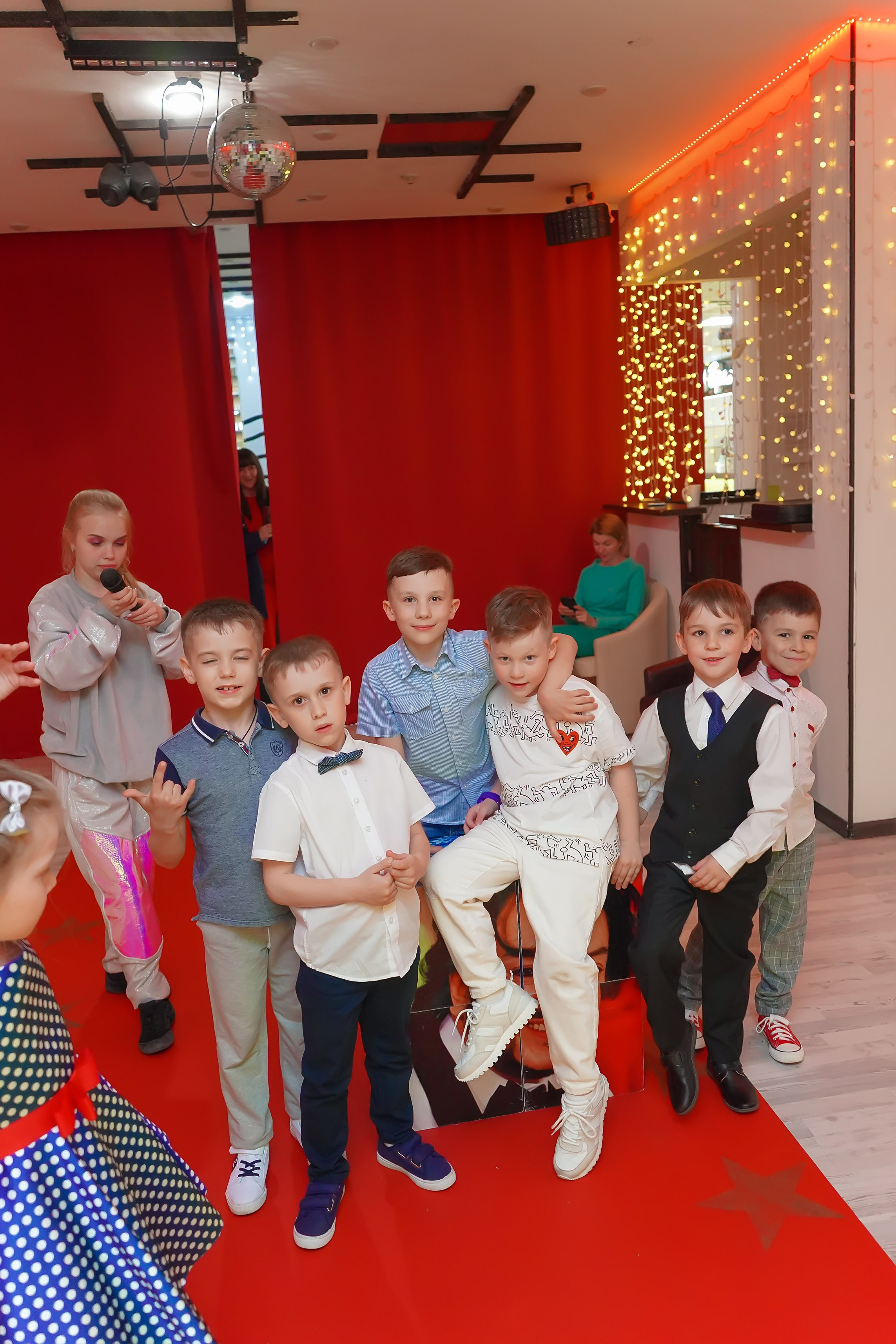 Фотосъемка видеосъёмка фотограф видеооператор новогодних утренников  в. Фотограф, видеооператор Нина Коршунова