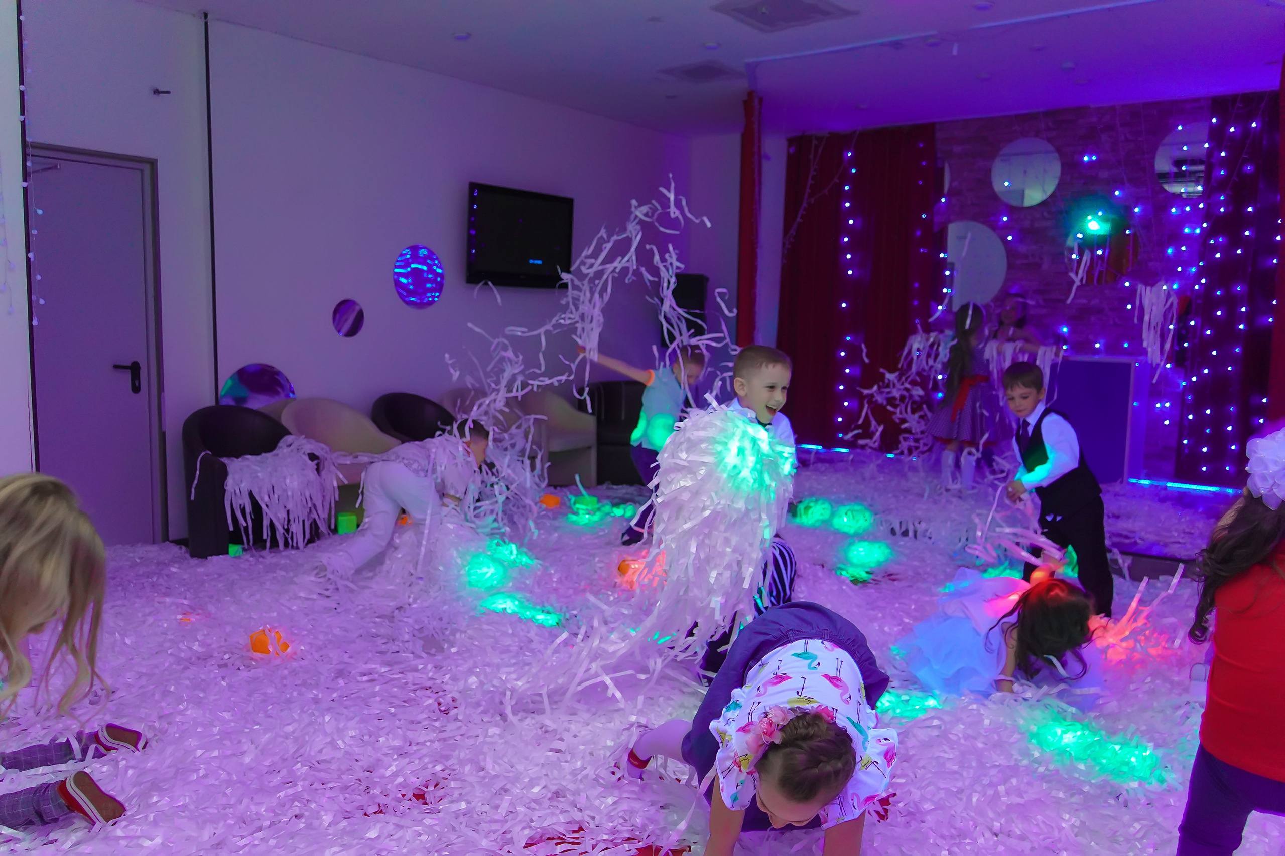 Фотосъемка видеосъёмка фотограф видеооператор новогодних утренников  в. Фотограф, видеооператор Нина Коршунова